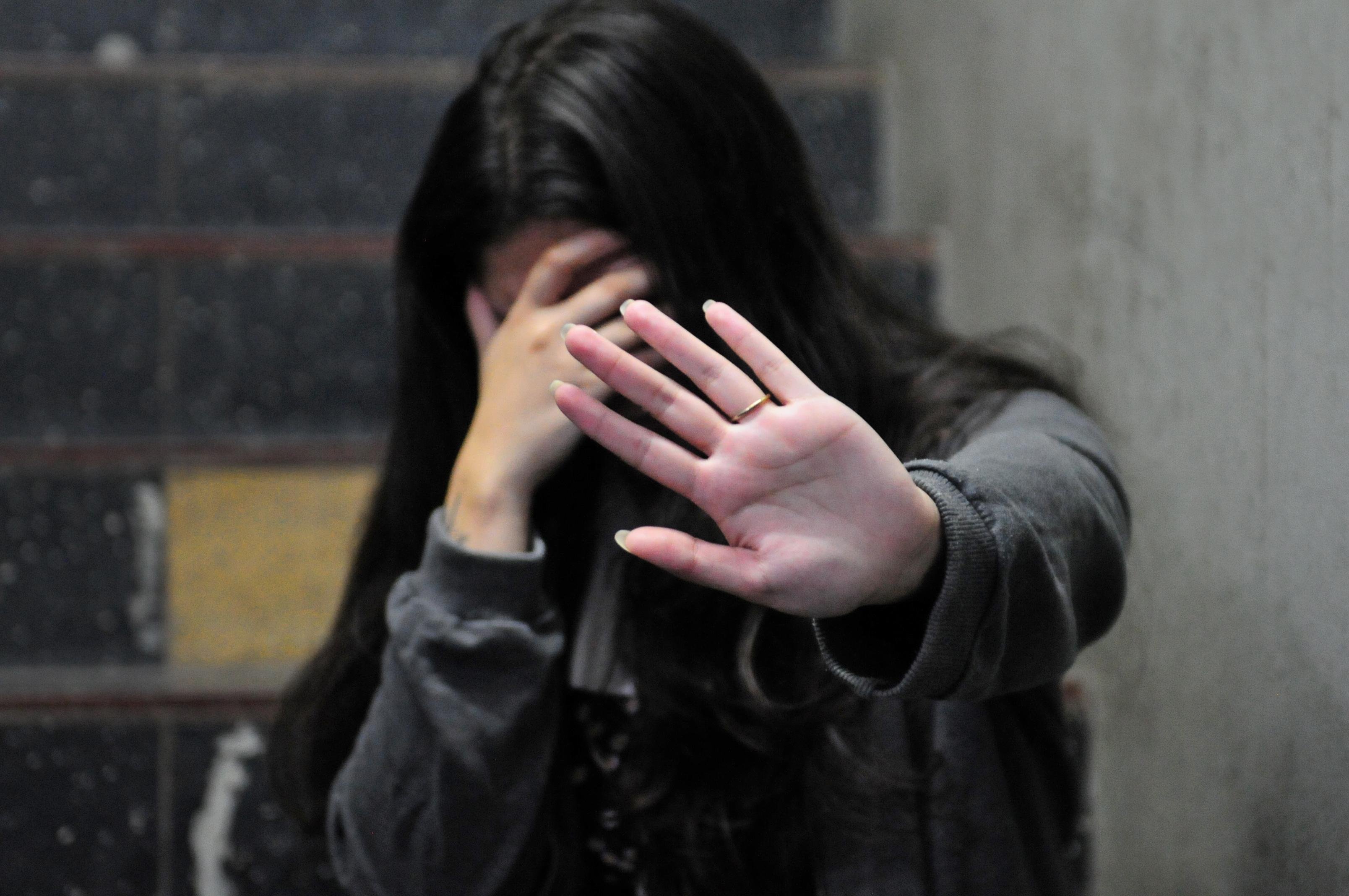 Estado contabilizou at&eacute; agosto deste ano 54 casos de feminic&iacute;dio, dois a menos que no mesmo per&iacute;odo em 2025