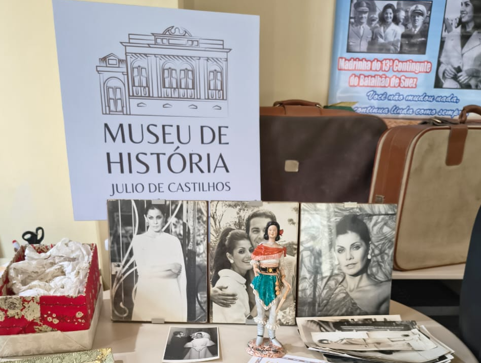 Itens do acervo pessoal de Ieda Maria Vargas doados ao MHJC