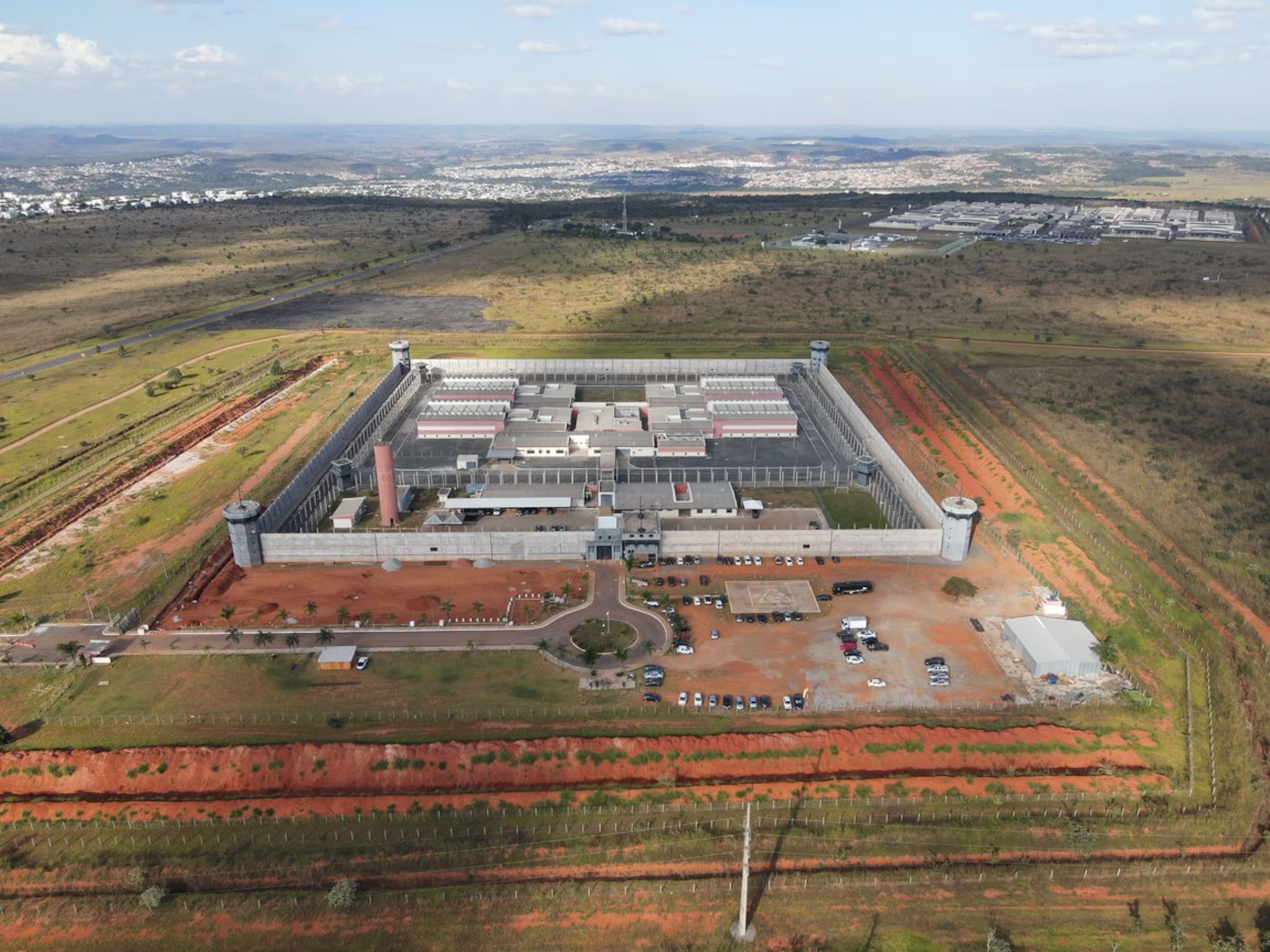 Penitenci&aacute;ria Federal de Bras&iacute;lia &eacute; um dos cinco pres&iacute;dios de seguran&ccedil;a m&aacute;xima do governo federal