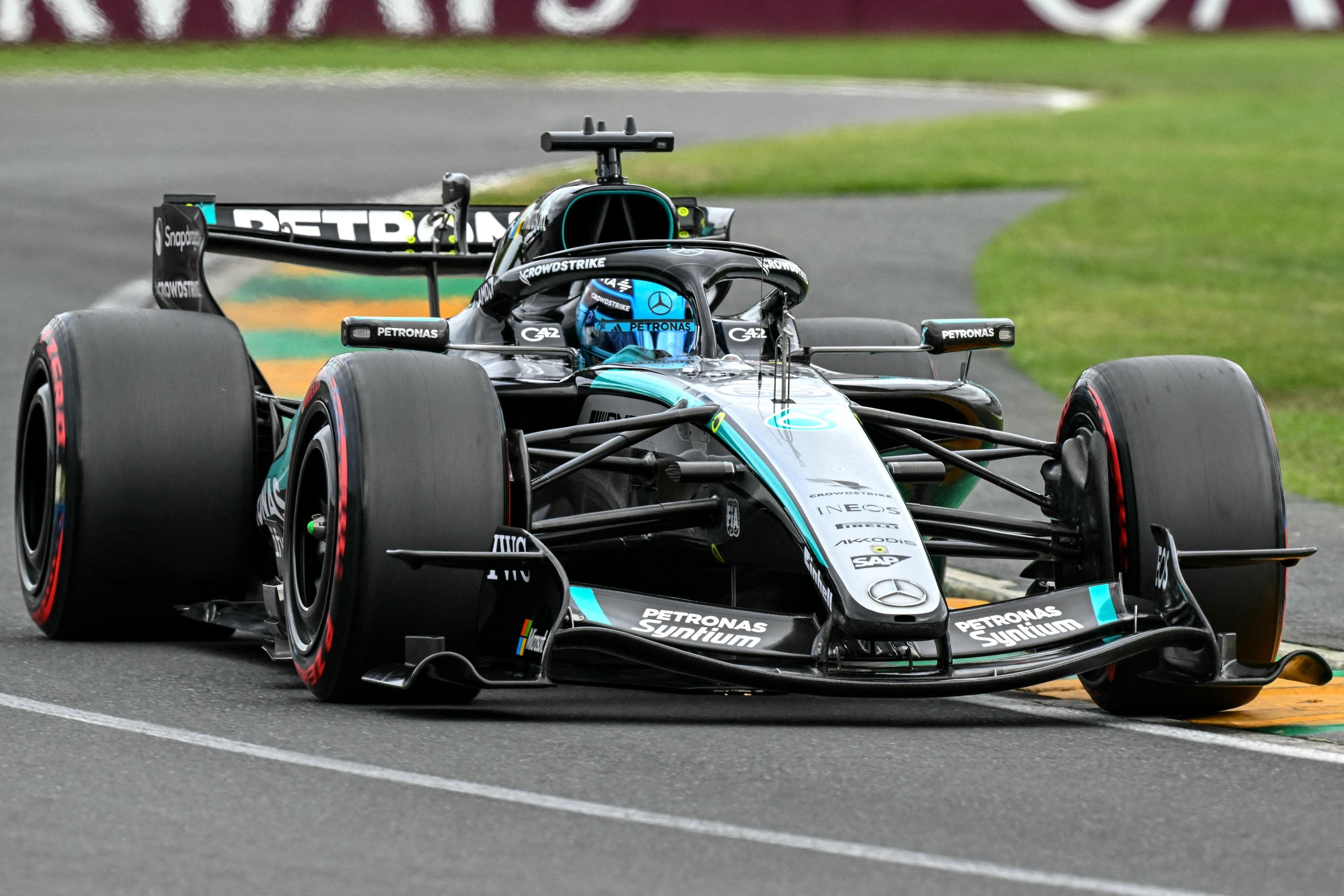 Russell terminou o primeiro treino do GP do Jap&atilde;o em vantagem
