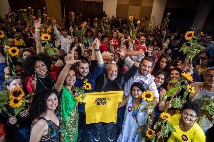 PSOL rejeita Federa&ccedil;&atilde;o com PT  mas decide apoiar Lula tamb&eacute;m nas elei&ccedil;&otilde;es de 2026