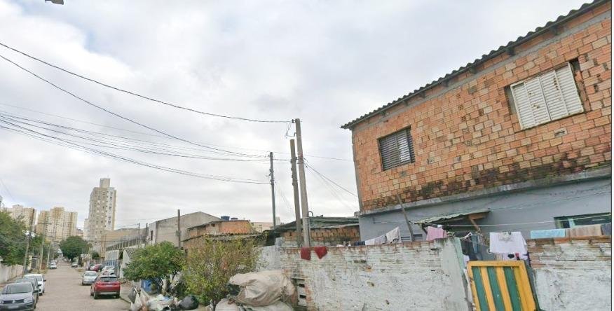 Rua&nbsp;Aur&eacute;lio Porto, onde homem foi baleado em Porto Alegre