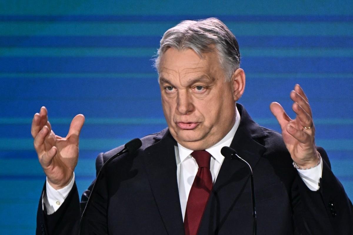Primeiro-ministro nacionalista, Viktor Orban, no poder desde 2010, n&atilde;o chega como favorito.