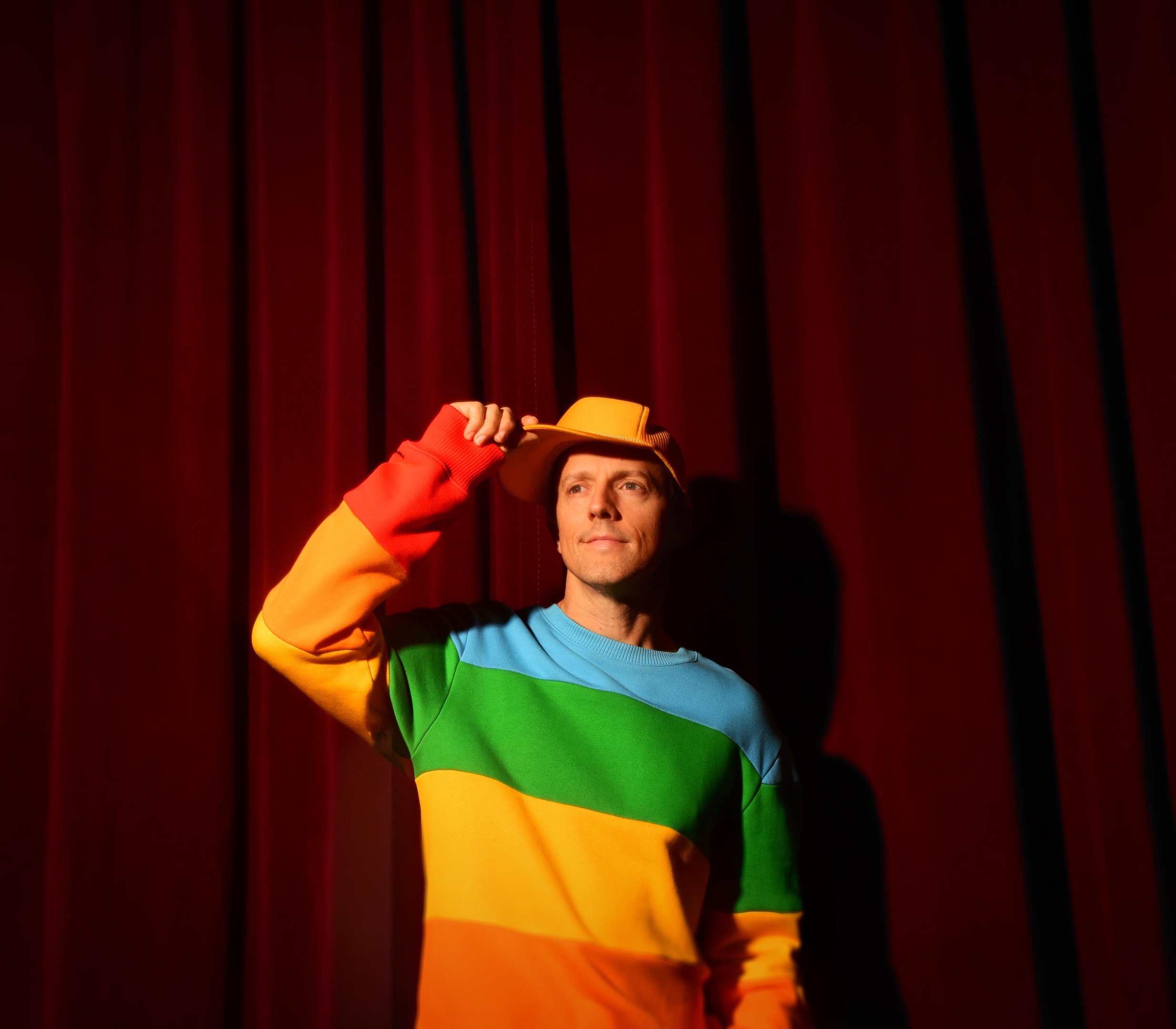 Jason Mraz volta a Porto Alegre ap&oacute;s quase 17 anos, com show nesta ter&ccedil;a-feira, 10 de mar&ccedil;o, &agrave;s 21h, no Audit&oacute;rio Ara&uacute;jo Vianna