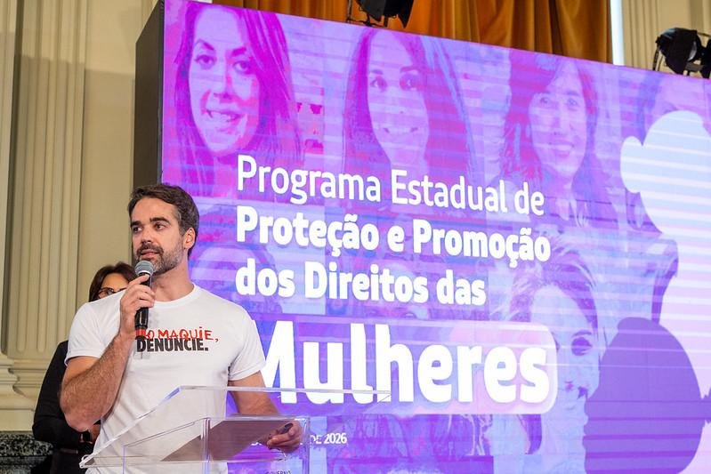 Leite apresenta programa em ato no Piratini - Mauricio Tonetto / Secom / CP