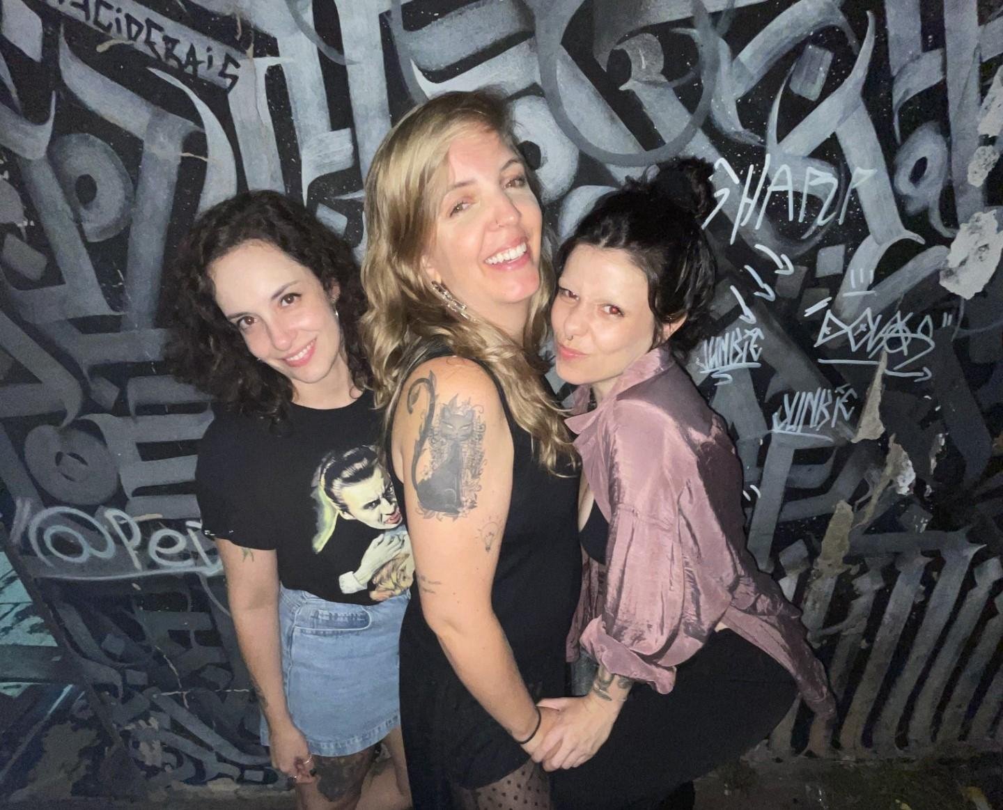 Banda Sem Carisma abre a noite de shows