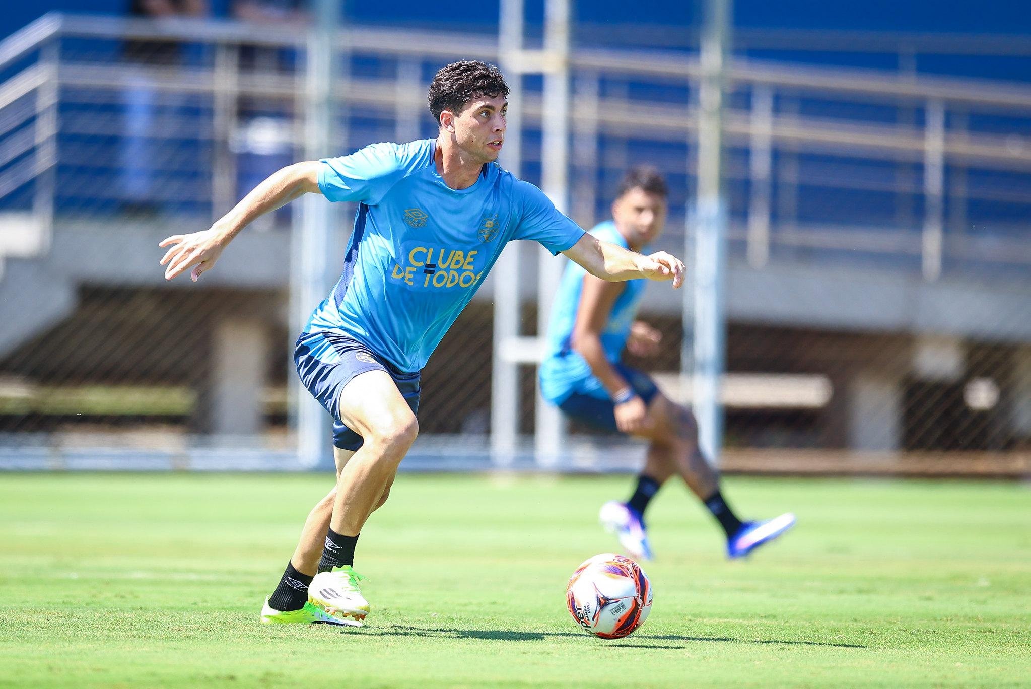 Com a aus&ecirc;ncia de Arthur, Nardoni &eacute; presen&ccedil;a certa no meio-campo do Gr&ecirc;mio