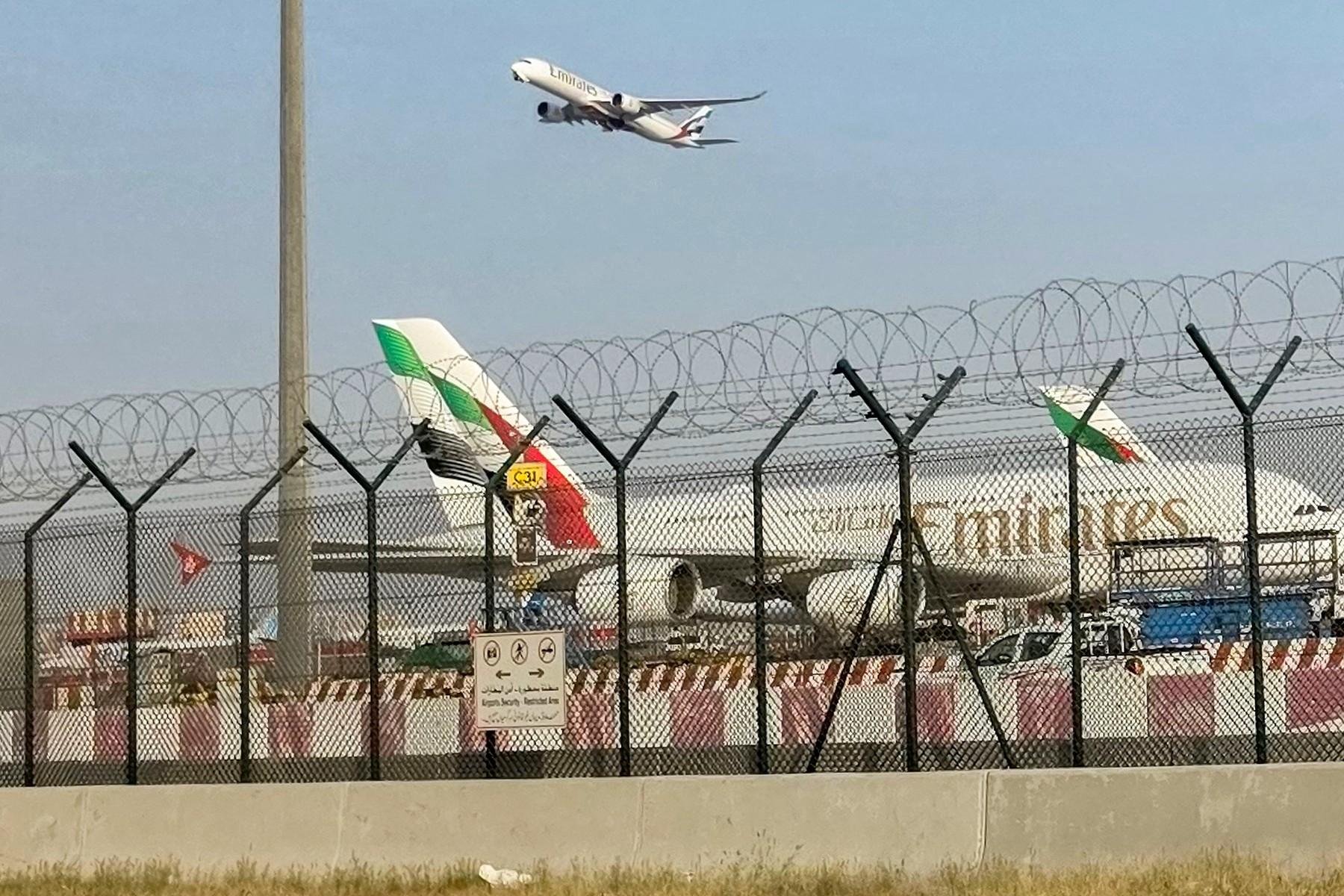 O aeroporto de Dubai foi alvo de repetidos ataques com drones durante o conflito no Oriente M&eacute;dio