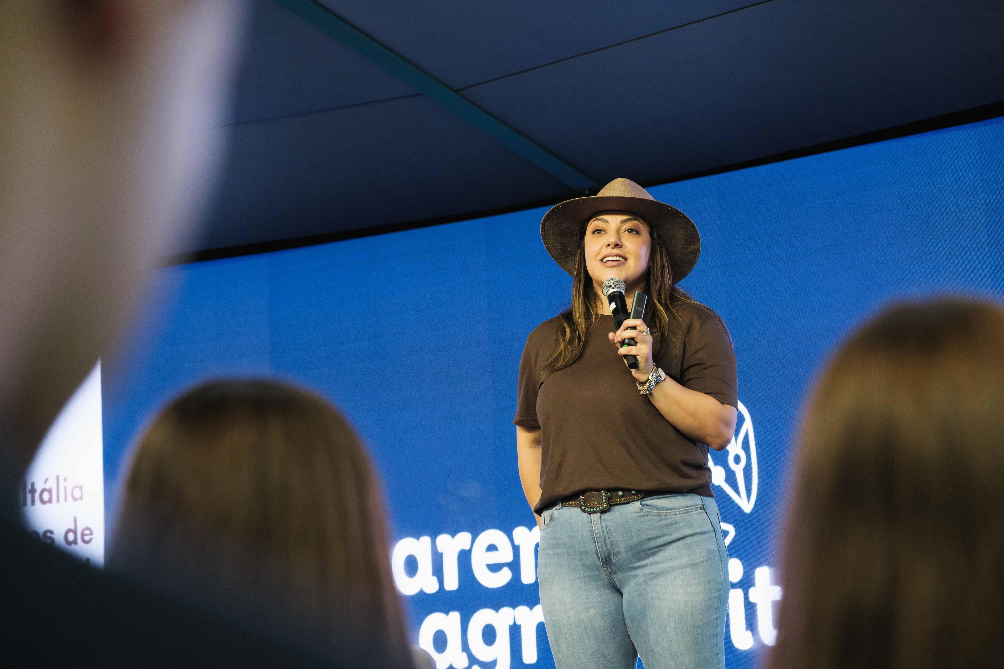 Evento teve a palestra da influenciadora do agro e comunicadora Camila Telles