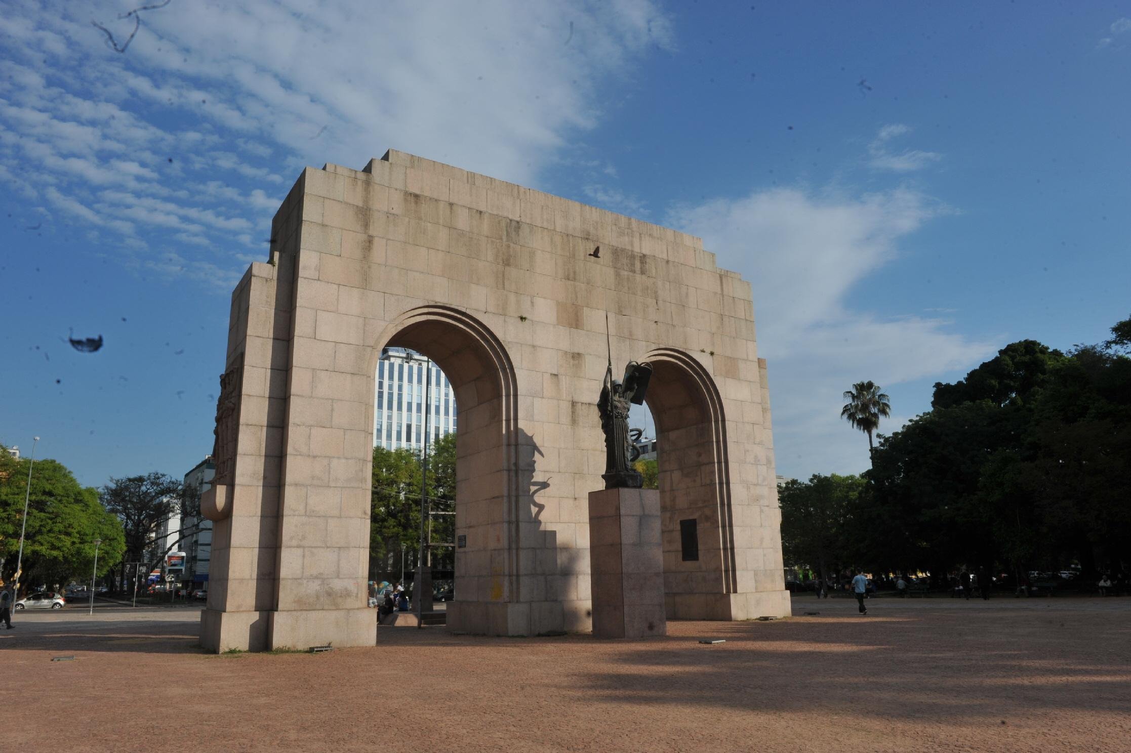 Monumento ao Expedicion&aacute;rio na Reden&ccedil;&atilde;o