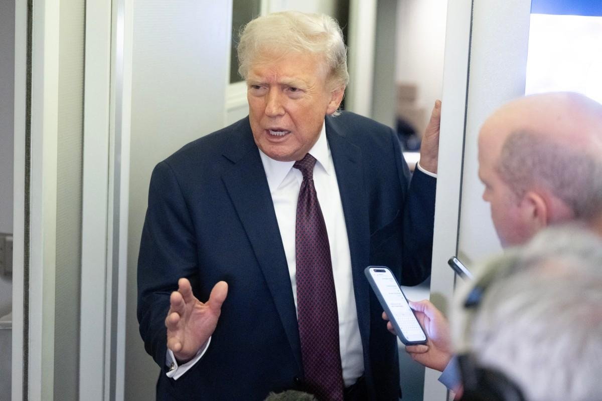 Trump afirma que tem direito absoluto&nbsp;de impor tarifas