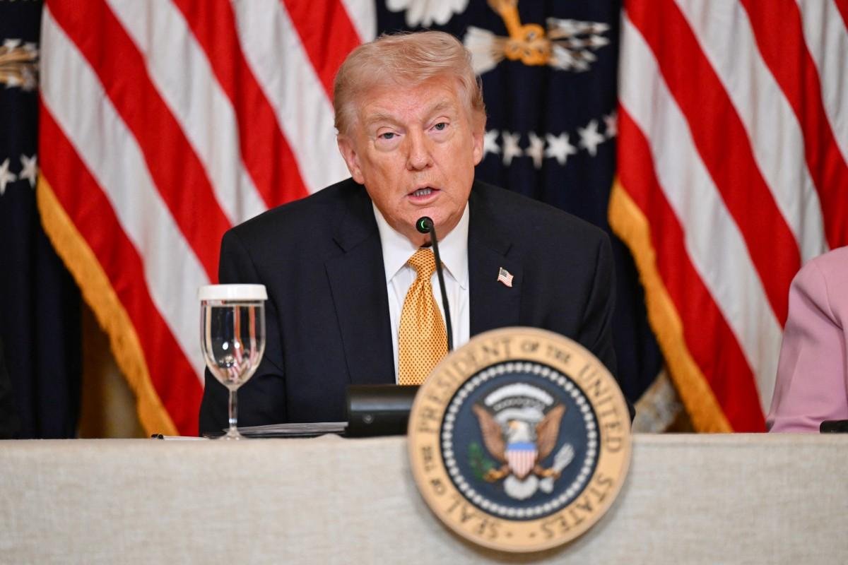 Trump tamb&eacute;m criticou alguns pa&iacute;ses pela resposta morna ao seu pedido para colaborar na prote&ccedil;&atilde;o do tr&aacute;fego de petroleiros pelo Estreito de Ormuz