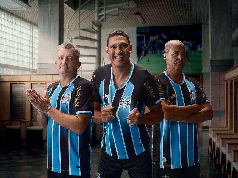 Foto de divulga&ccedil;&atilde;o foi realizada  com &iacute;dolos de 96, como Carlos Miguel, Z&eacute; Afonso e A&iacute;lton
