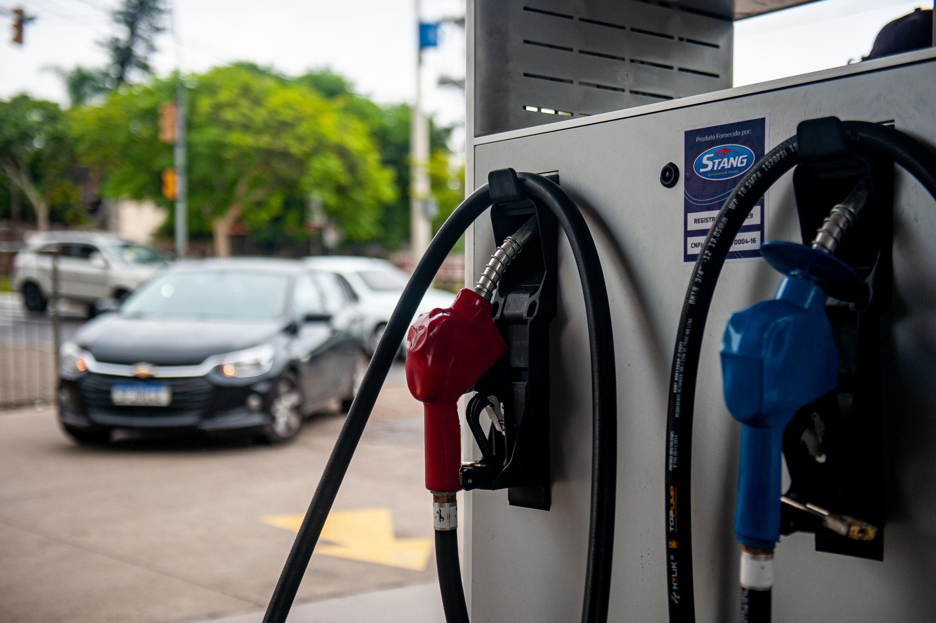 Governo federal anunciou novas medidas para enfrentar os impactos da alta do petr&oacute;leo e da guerra no Oriente M&eacute;dio sobre o setor de combust&iacute;veis no Brasil