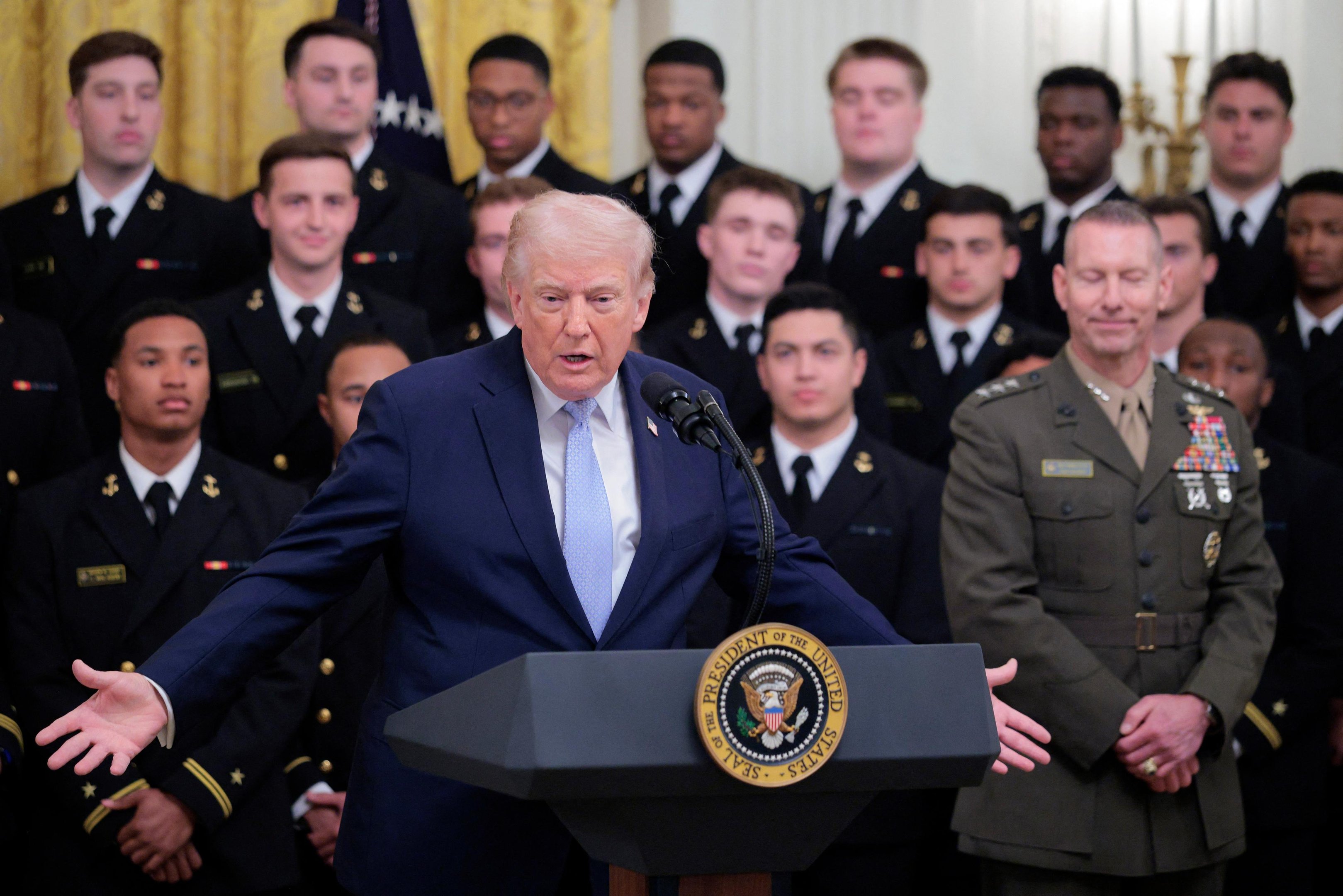 Trump chama aliados da Otan de &ldquo;covardes&rdquo;&nbsp;por posi&ccedil;&atilde;o na guerra contra o Ir&atilde;