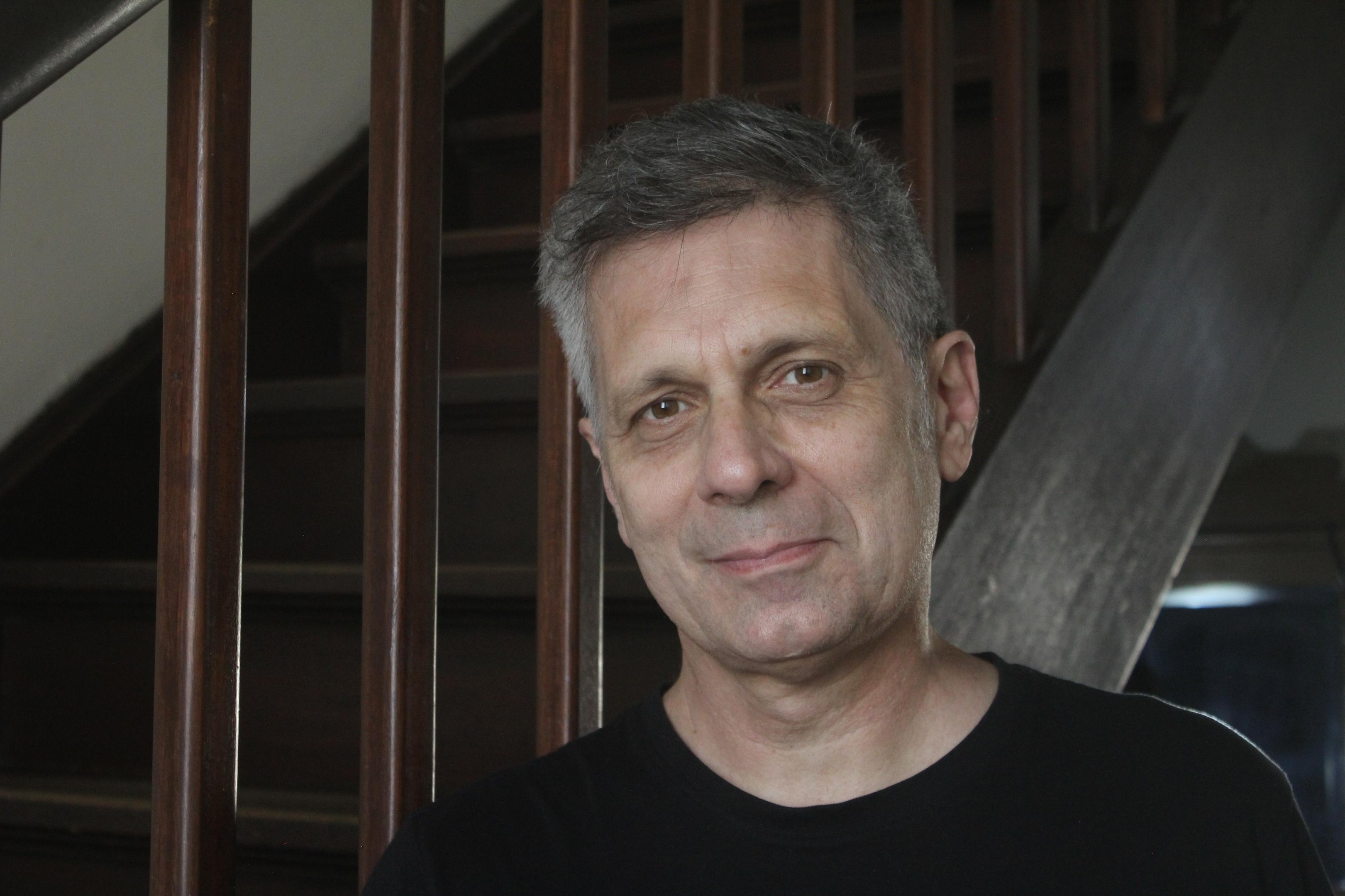 Ricardo Silvestrin lan&ccedil;ou no final de 2025 o seu livro "Casa de Origami" (Ed. Besti&aacute;rio), com 70 sonetos ricardianos