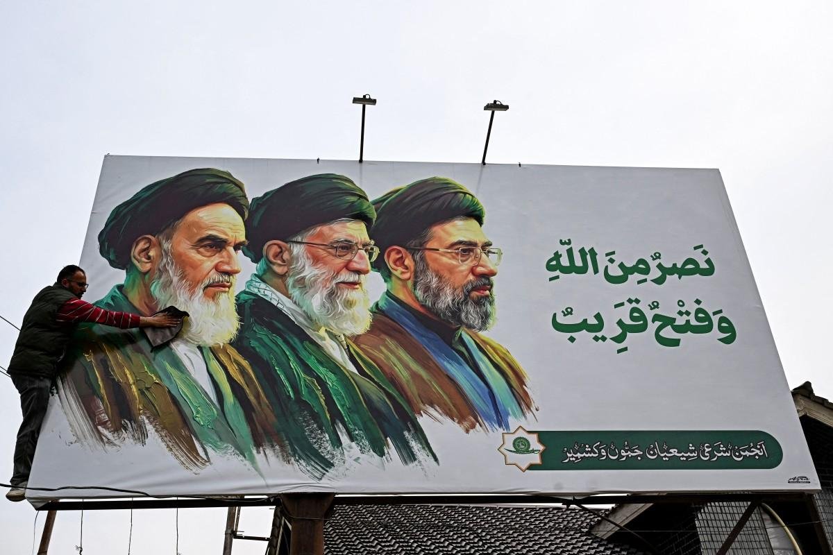 Imprensa iraniana nega negocia&ccedil;&otilde;es com EUA ap&oacute;s an&uacute;ncio de Trump