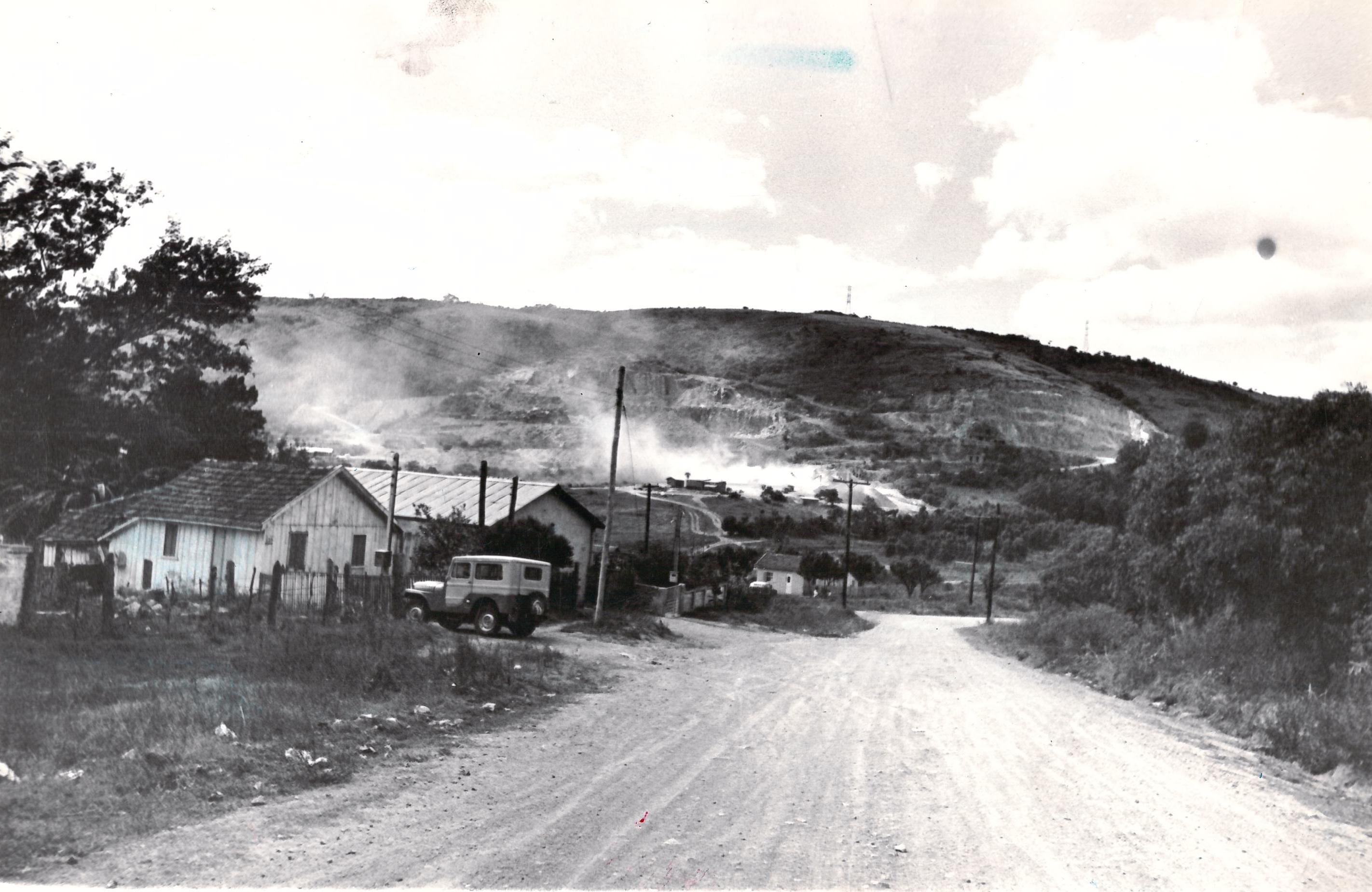 Bairro Morro Santana em 1974, em meio ao acelerado crescimento populacional
