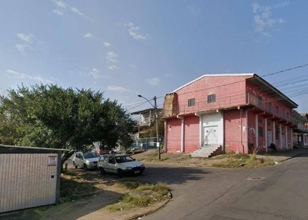 Esquina das ruas Flor da Serra Futebol Clube e M&eacute;xico, onde homem foi baleado, em Alvorada