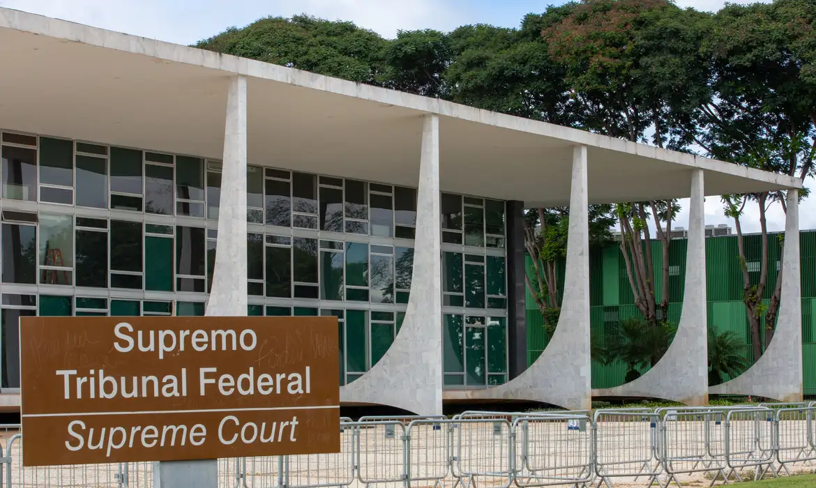 Depois que o vazamento ser descartado, o local foi liberado