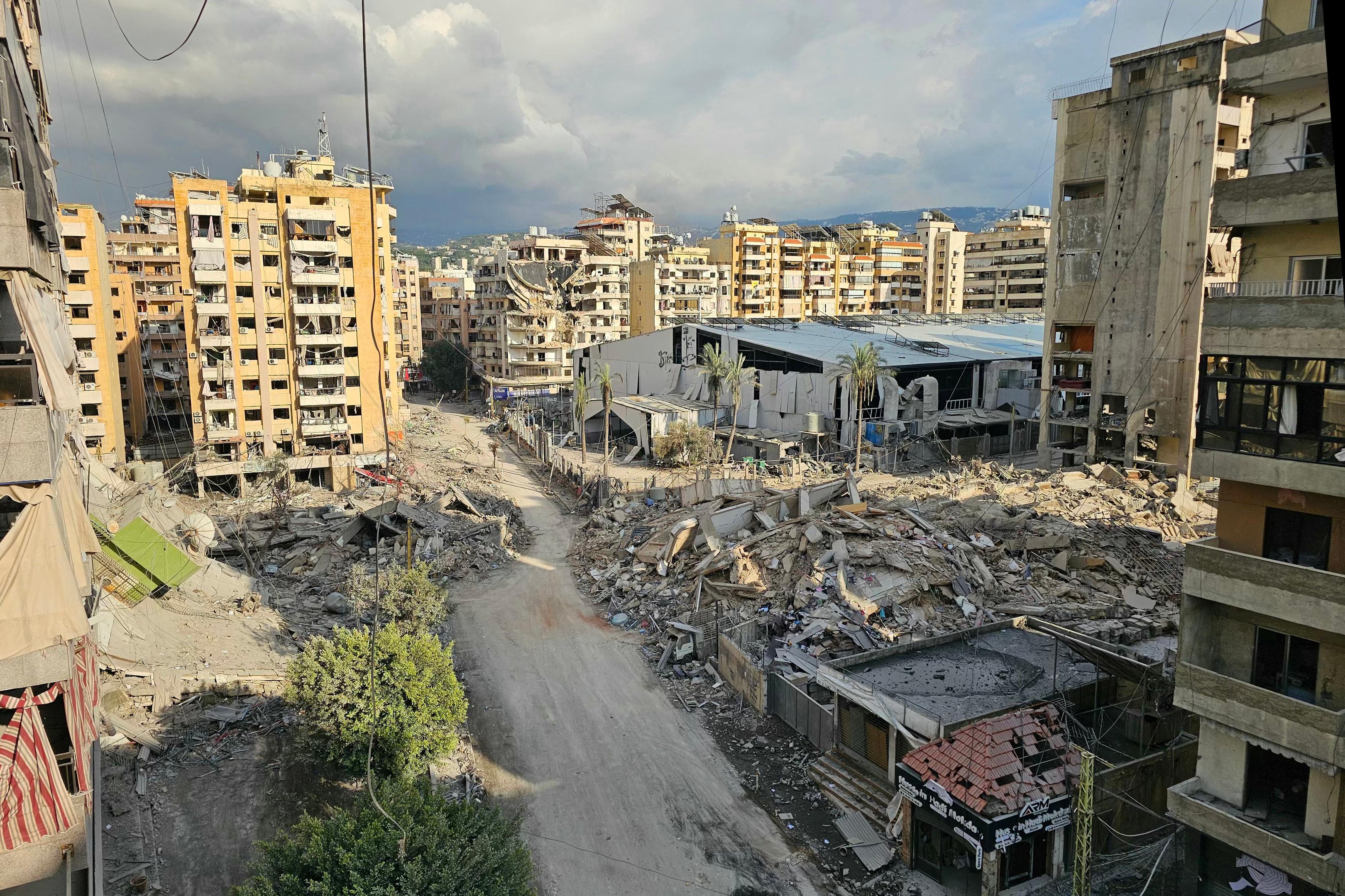 For&ccedil;as de Israe, continuar&atilde;o "bombardeando tanto o Ir&atilde; quanto o L&iacute;bano", diz premi&ecirc;