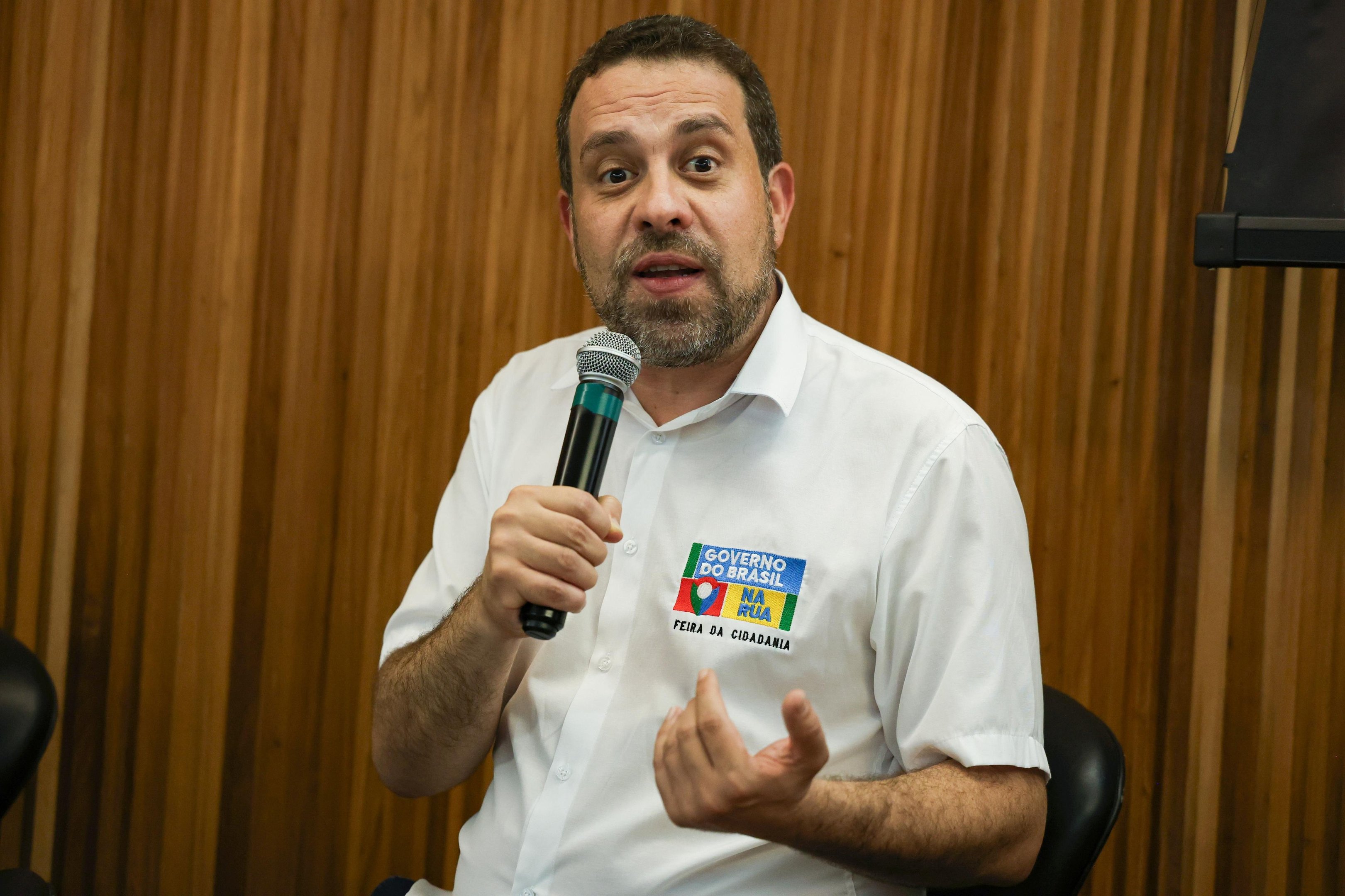 Boulos critica governos