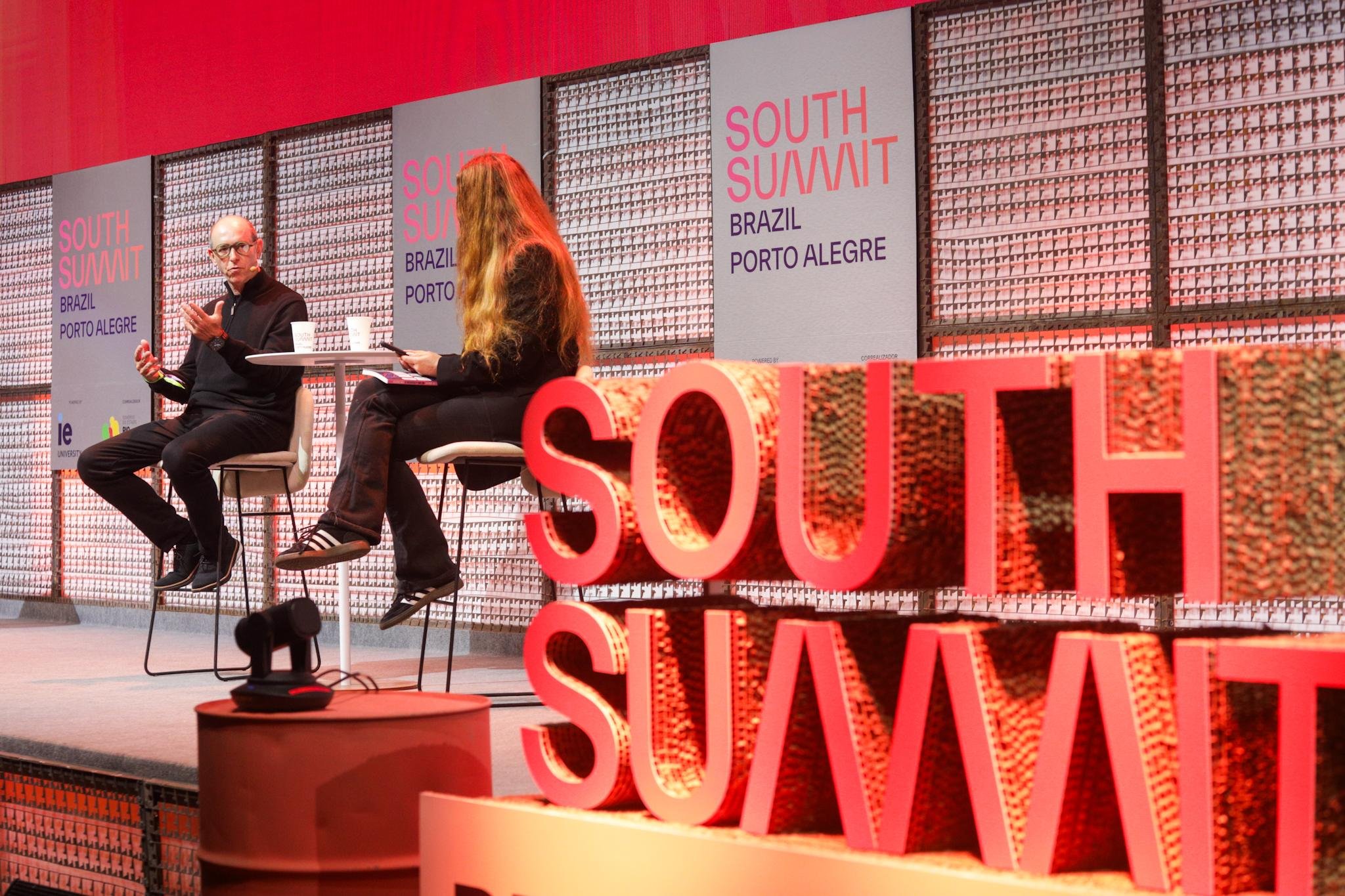 Horn e Maslikhova participaram de painel nesta quinta-feira, no South Summit Brazil 2026