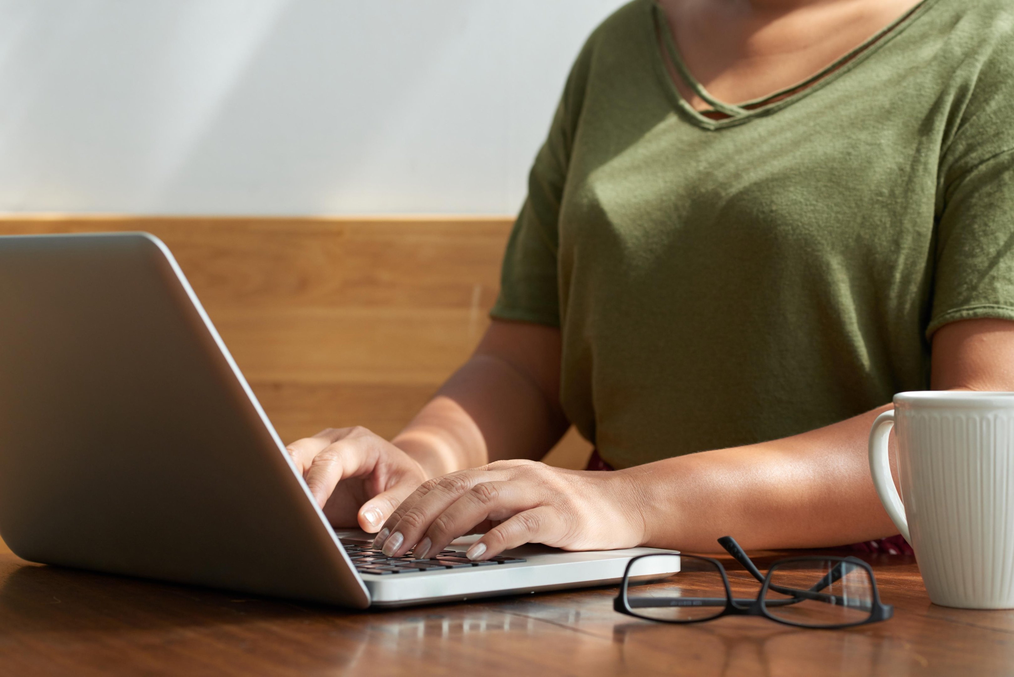 Programa oferece especializa&ccedil;&atilde;o gratuita em ingl&ecirc;s