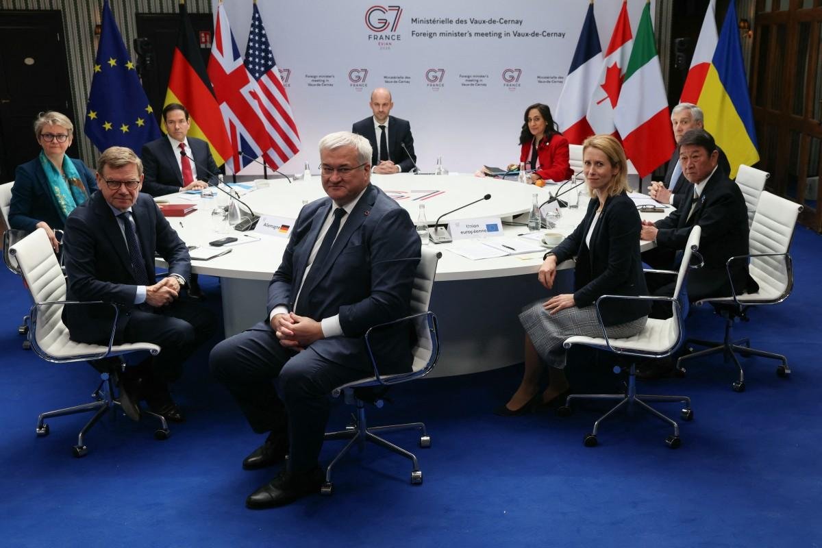 Ministros do G7 est&atilde;o reunidos em Cernay-la-Ville, na Fran&ccedil;a