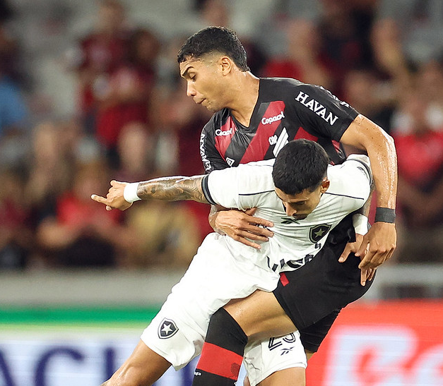 Furac&atilde;o dominou as a&ccedil;&otilde;es e afundou cariocas