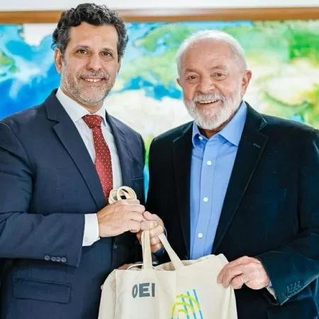 Novo ministro foi diretor da Organiza&ccedil;&atilde;o de Estados Ibero-Americanos no Brasil (OEI)