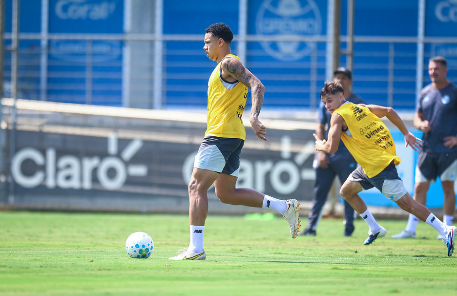 Viery se consolidou entre os titulares gremistas