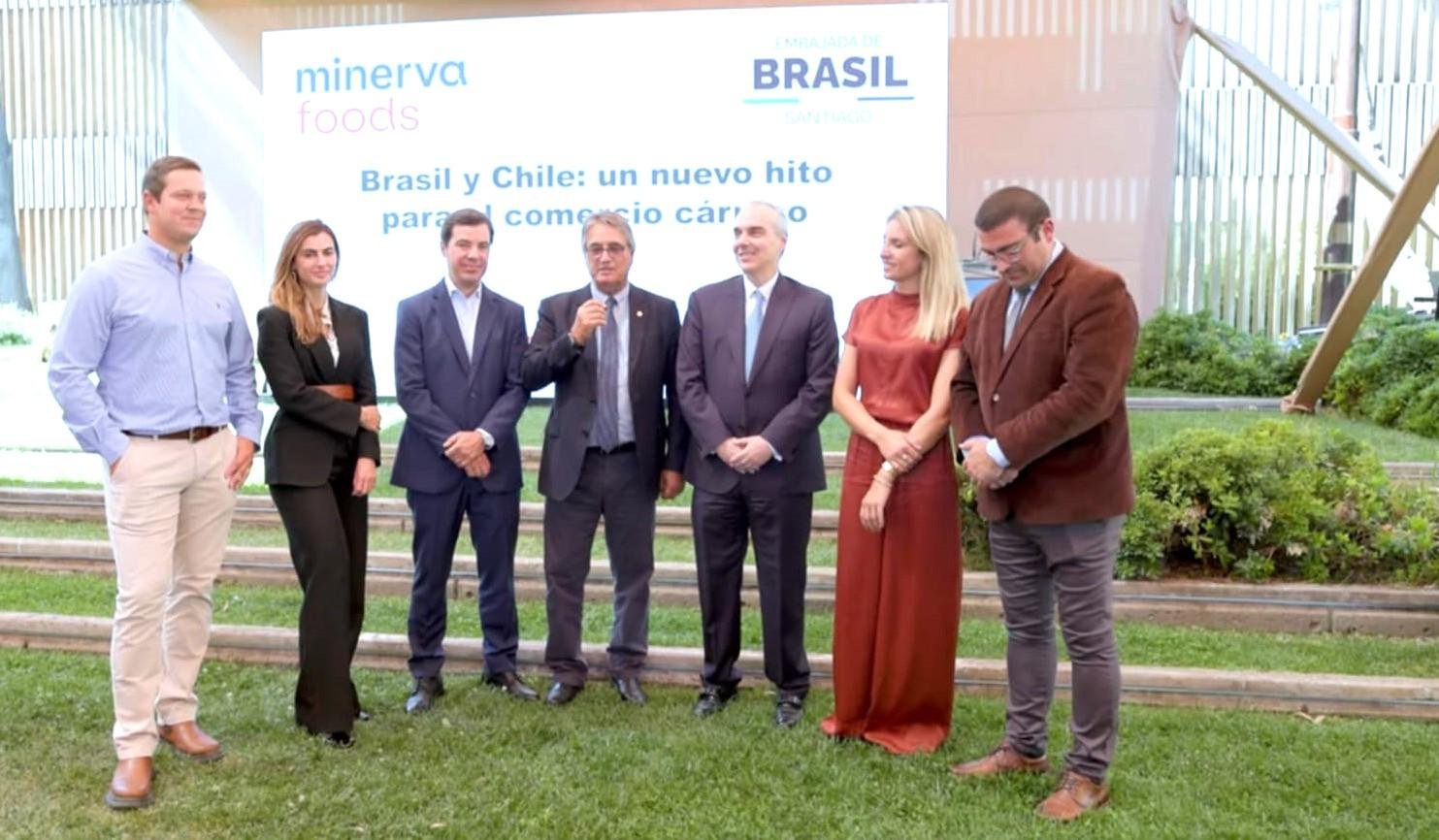 A comitiva brasileira que esteve no Chile teve presen&ccedil;a do primeiro&nbsp;vice-presidente da CNA, o ga&uacute;cho Gede&atilde;o Pereira (ao centro)