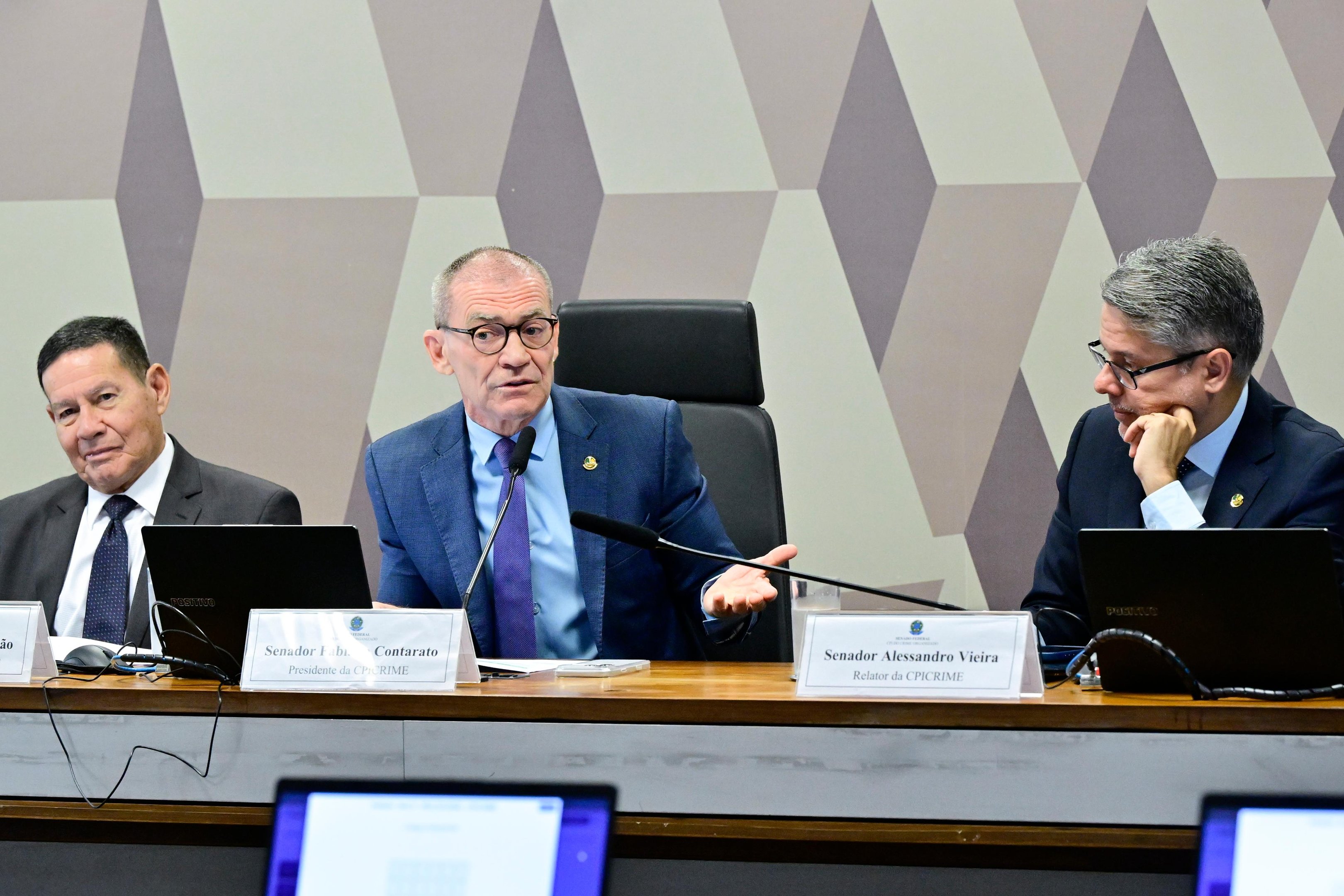 H&aacute; suspeita de poss&iacute;vel uso para a circula&ccedil;&atilde;o e oculta&ccedil;&atilde;o de recursos de origem il&iacute;cita