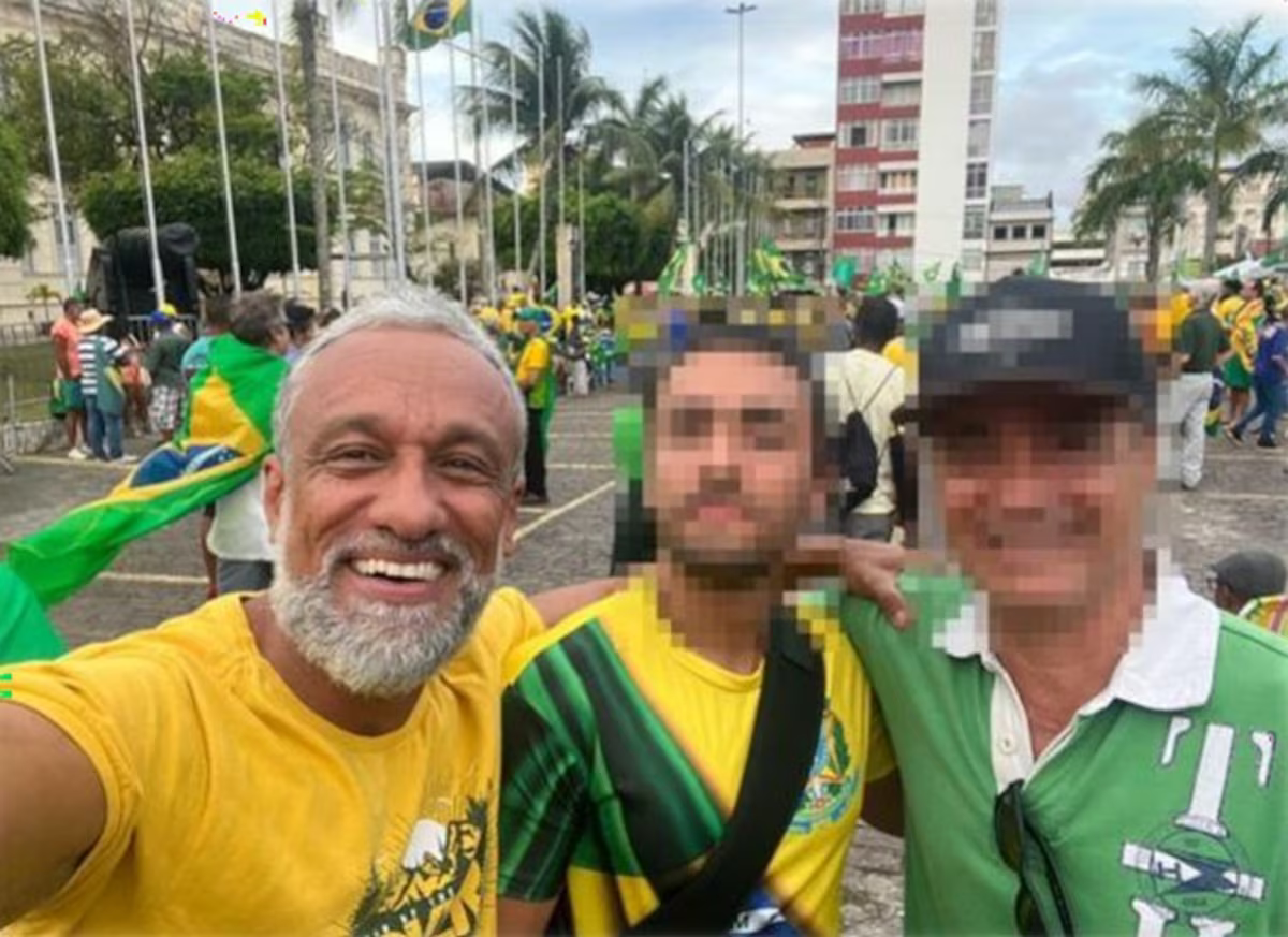 Soares est&aacute; detido desde novembro de 2024 no 19&ordm; Batalh&atilde;o da Pol&iacute;cia Militar do Distrito Federal e nega as acusa&ccedil;&otilde;es