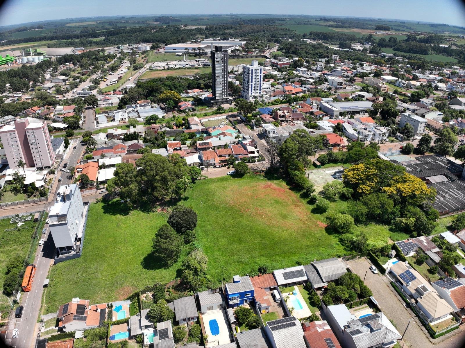 O segundo parque Multigare deve ficar pronto em 2027 e ter&aacute; uma  &aacute;rea de mais de 10 mil m&sup2;, estrutura esportiva completa e  o plantio de 50 &aacute;rvores