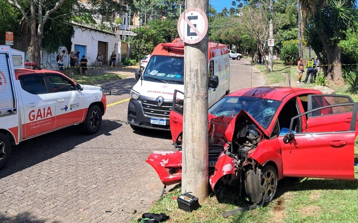 Idosos morrem e crian&ccedil;a fica ferida em acidente na zona Sul de Porto Alegre