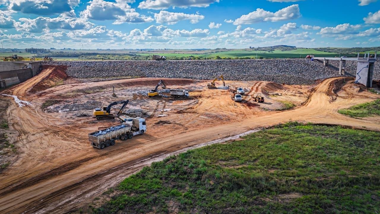 Obra &eacute; considerada hist&oacute;rica pelo governo; estrutura deve entrar em funcionamento em 2027