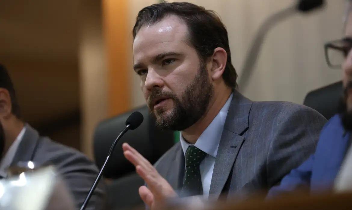 O ministro repetiu que sua avalia&ccedil;&atilde;o &eacute; de que n&atilde;o haver&aacute; impacto do ponto de vista macroecon&ocirc;mico