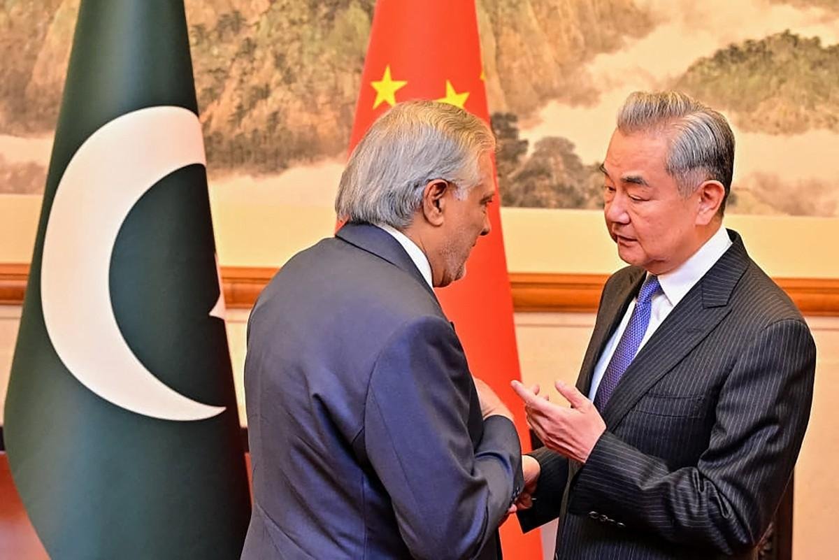 Ministro Wang Yi afirmou que o Conselho de Seguran&ccedil;a da ONU deveria evitar a&nbsp;escalada do conflito
