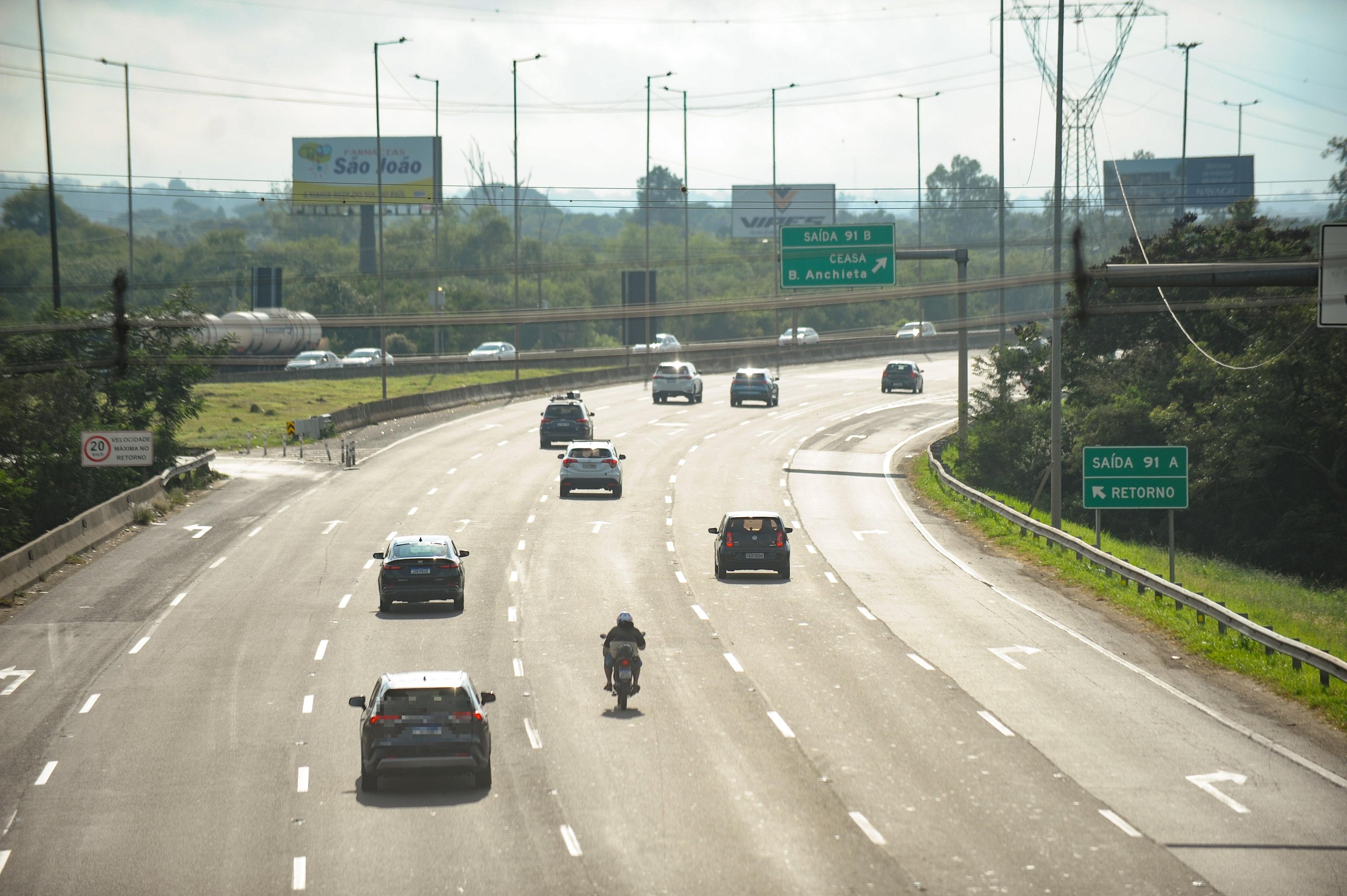 Fluxo &eacute; considerado moderado na maior parte das rodovias do Estado