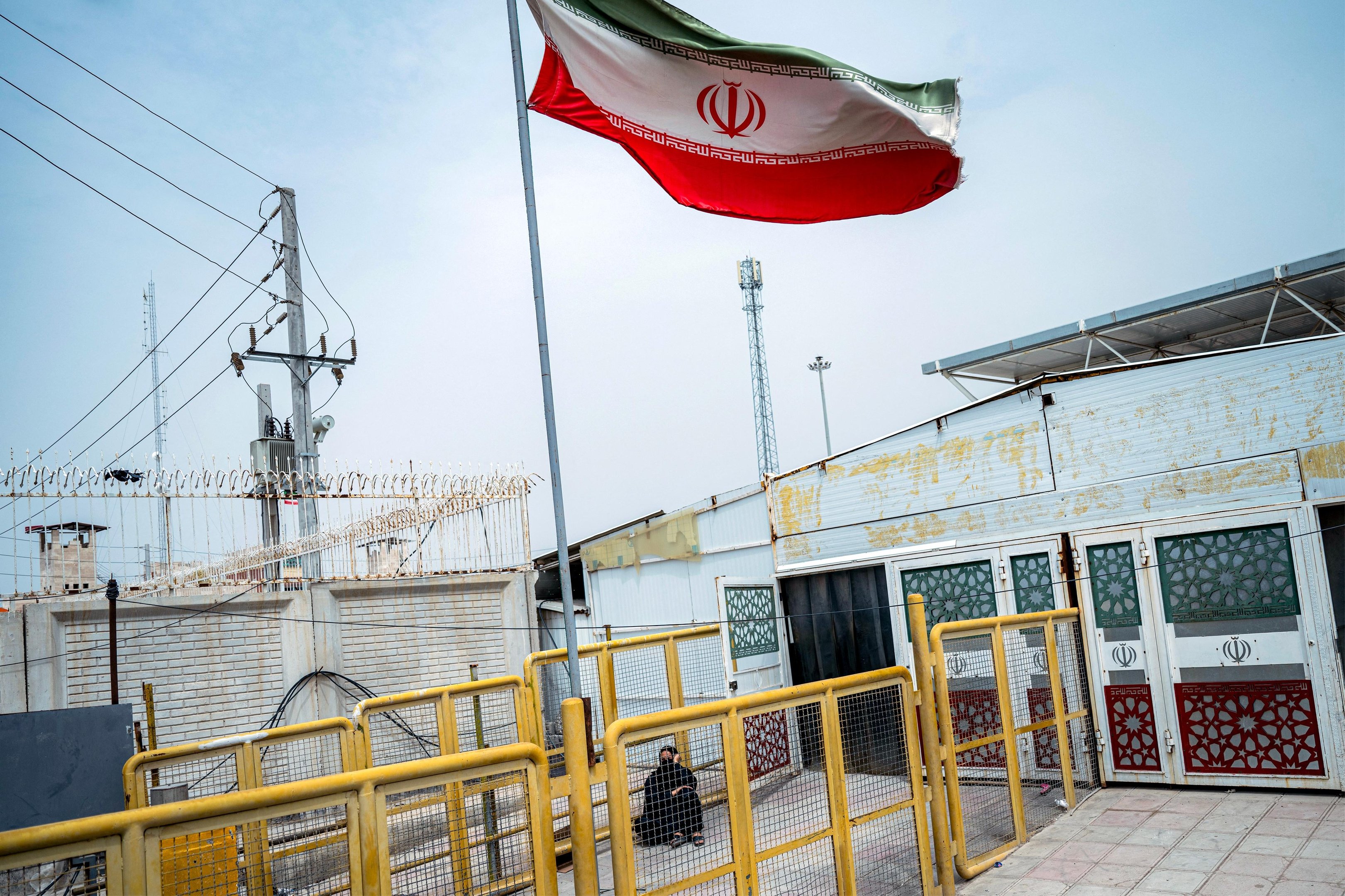 Exporta&ccedil;&otilde;es de petr&oacute;leo bruto iraniano da ilha de Kharg aumentaram apesar da guerra