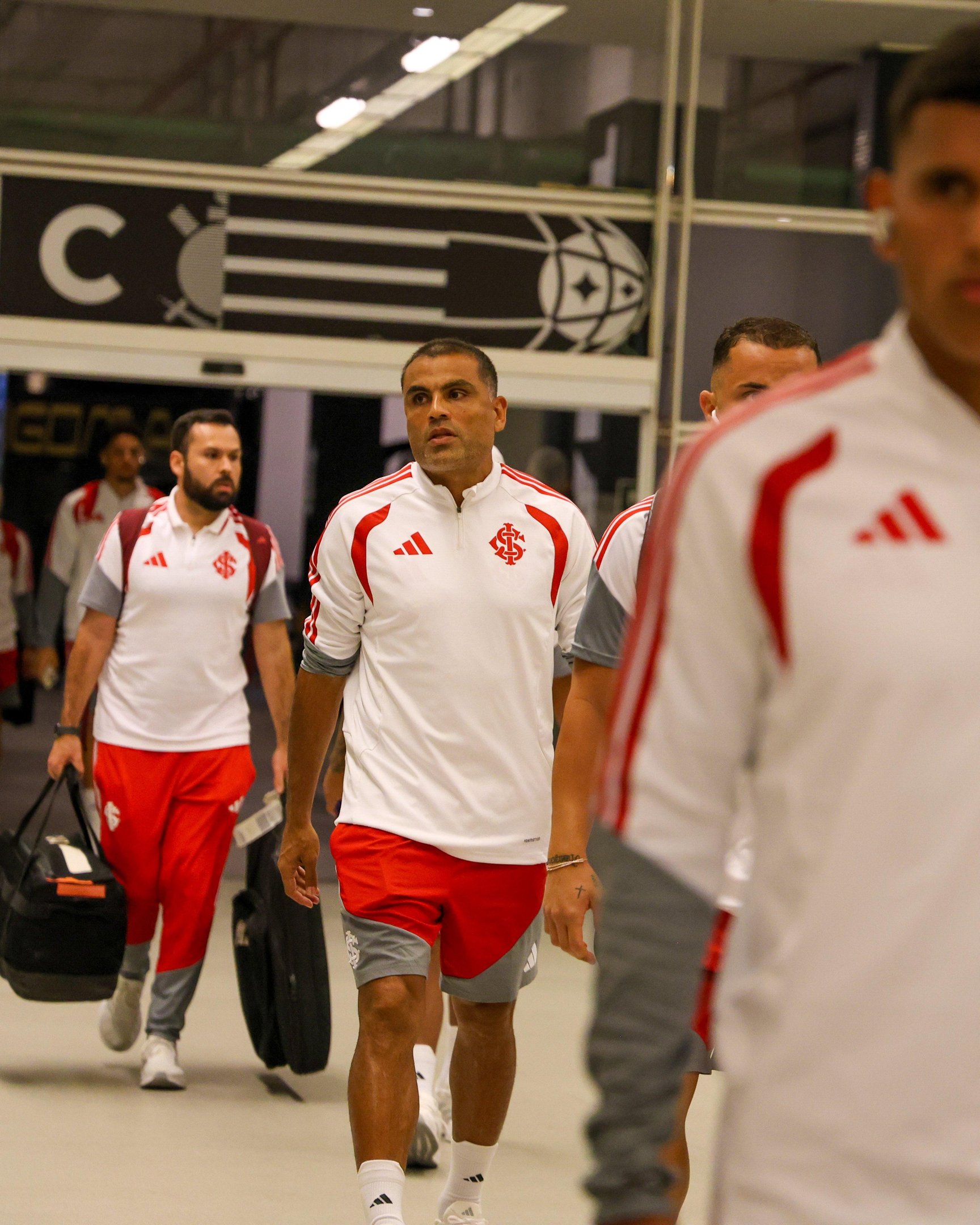 Gabriel Mercado est&aacute; confirmado no time que come&ccedil;a contra o Corinthians