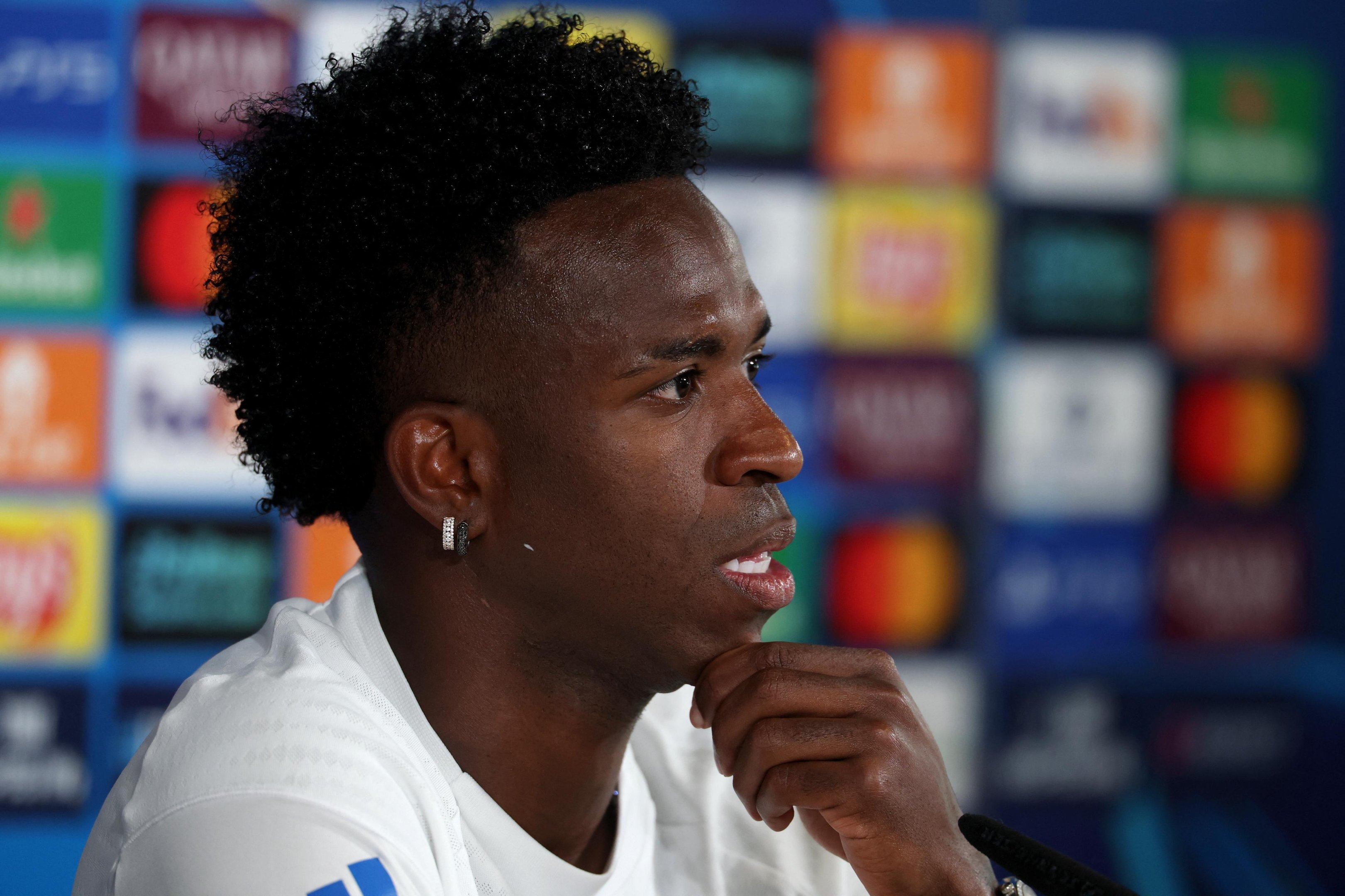 Vini comemorou que outros jogadores se juntem na luta contra o racismo, como Lamine Yamal.