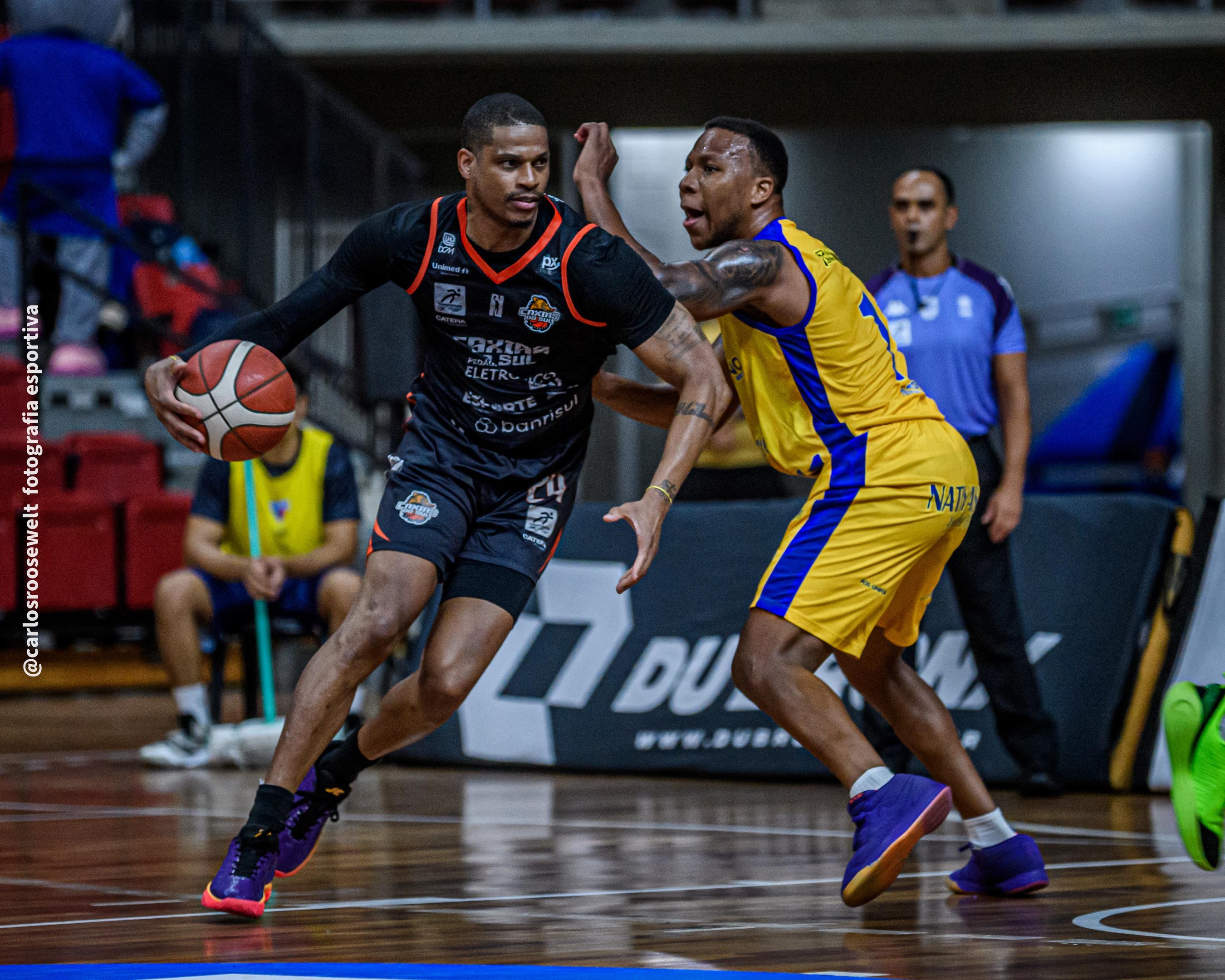 Shamell foi o cestinha da partida com 23 pontos em apenas 23 minutos em quadra