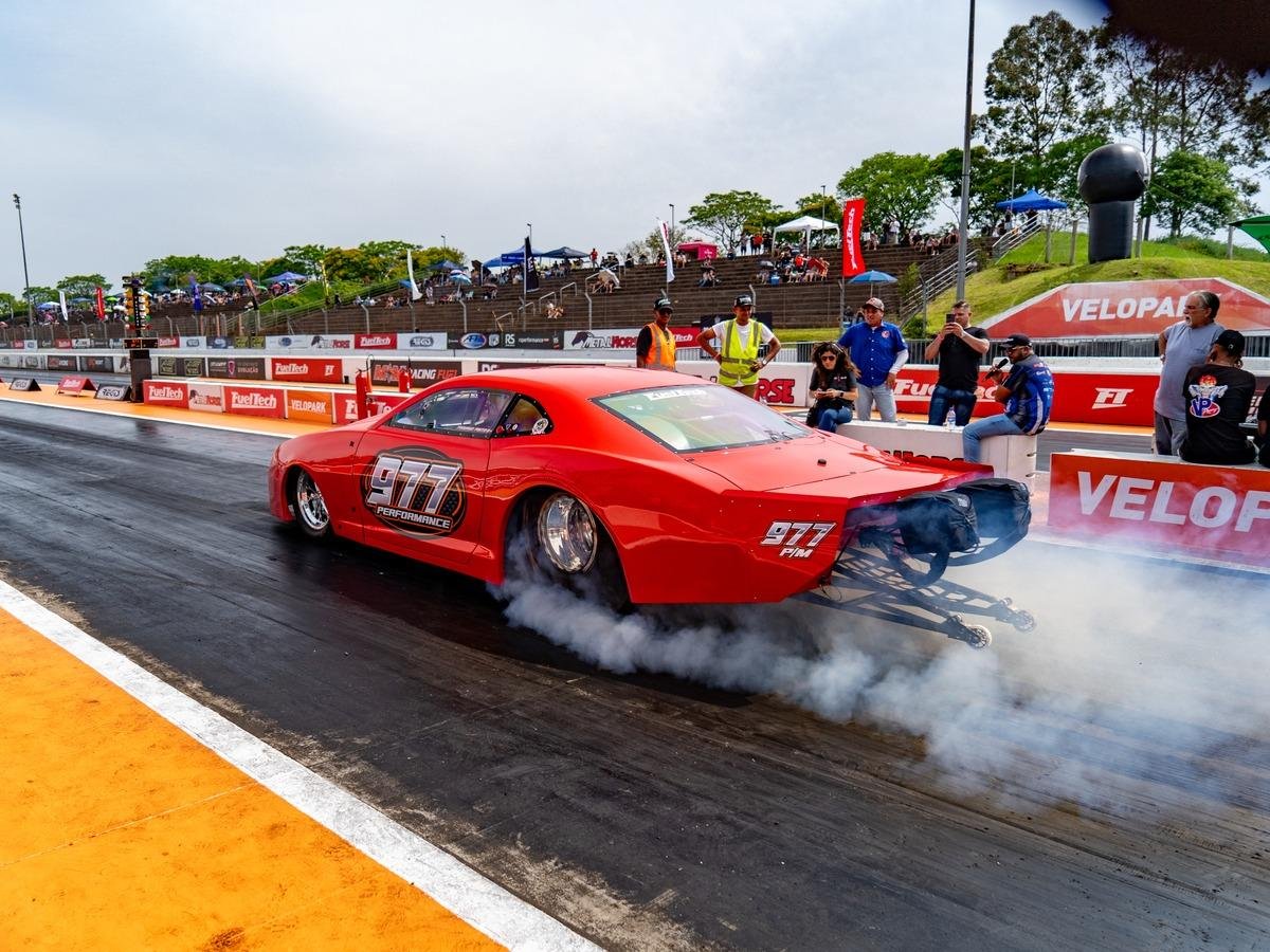 O evento inicia nesta sexta-feira, &agrave;s 9h, com carros de mais de 4 mil cv