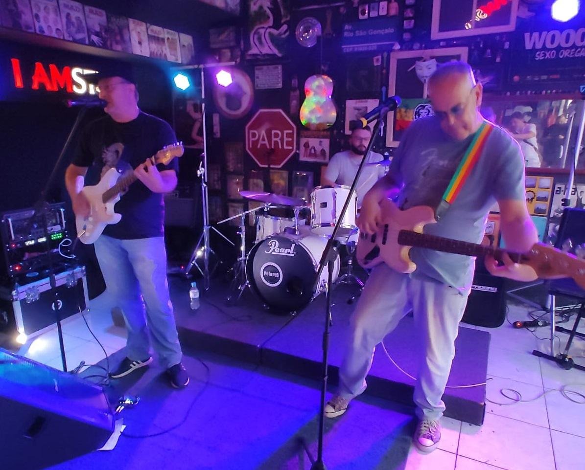 Celofones levar&aacute; ao palco seu som autoral ao estilo hard rock