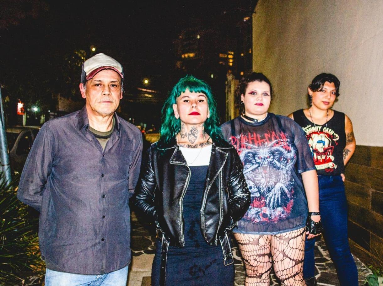 A Ordem Inversa &eacute; uma das atra&ccedil;&otilde;es e divulga atualmente o single &ldquo;Nada &eacute; F&aacute;cil&rdquo;
