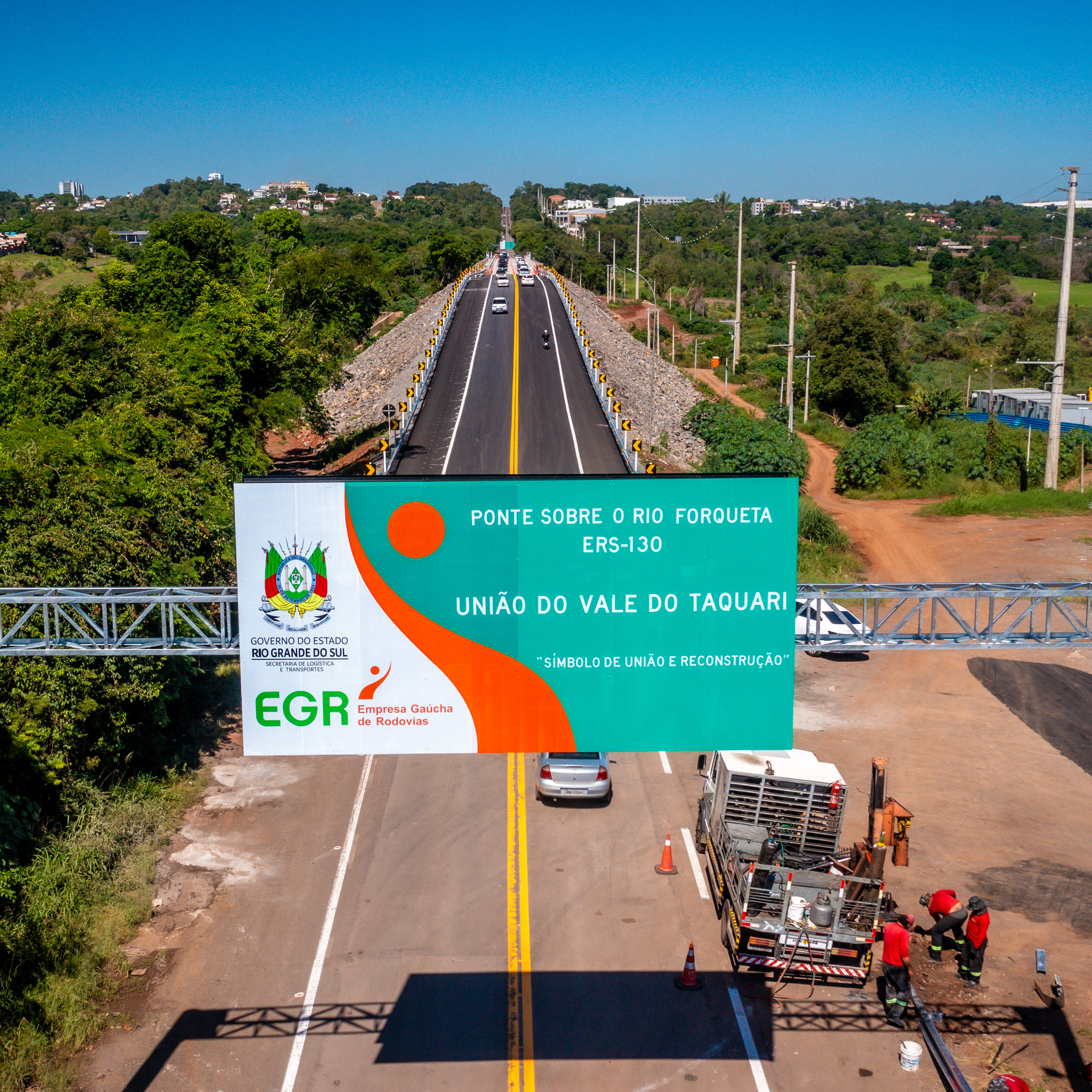 A nova ponte tem 172 metros de extens&atilde;o, 51 a mais que a antiga estrutura