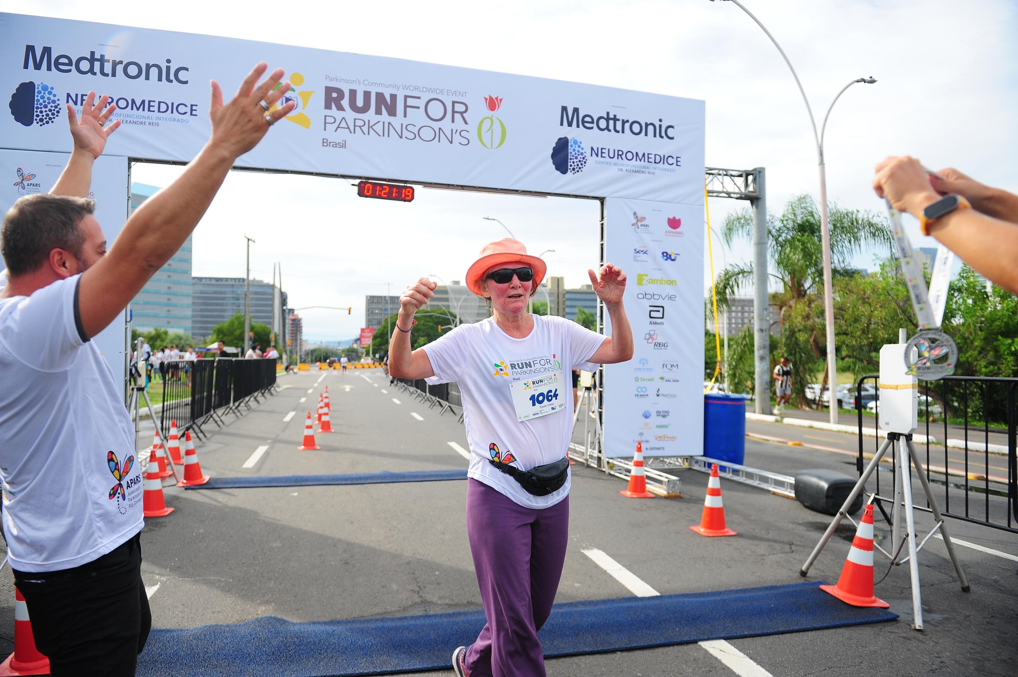 Corrida contou com percursos de 5 e 10 quil&ocirc;metros, al&eacute;m de uma caminhada de 2 quil&ocirc;metros